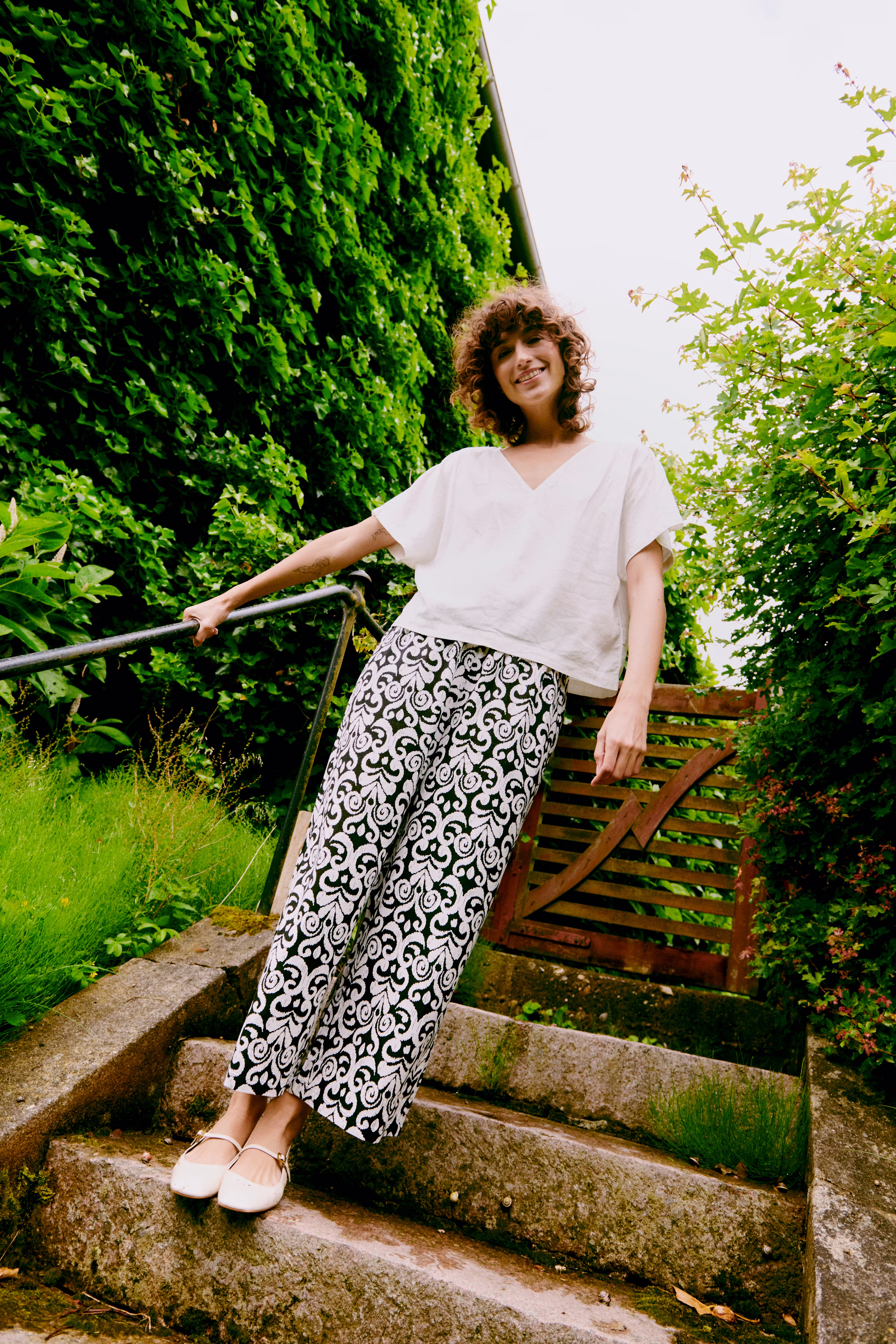 BYFALAKKA Trousers LOCATION NONE 20813083-204544