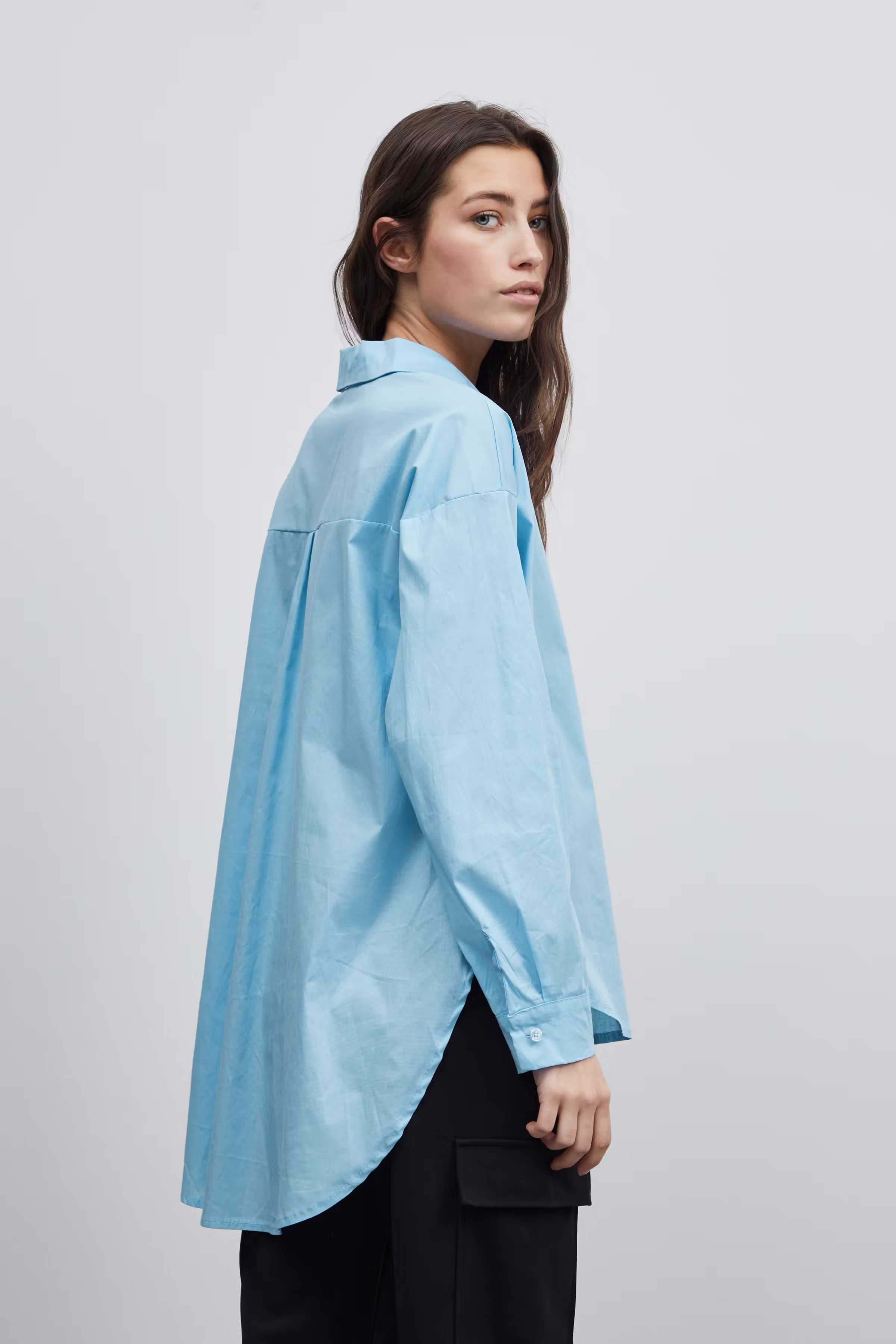 SBHERRON Hemd LOOKBOOK FRONT 22100110-164029