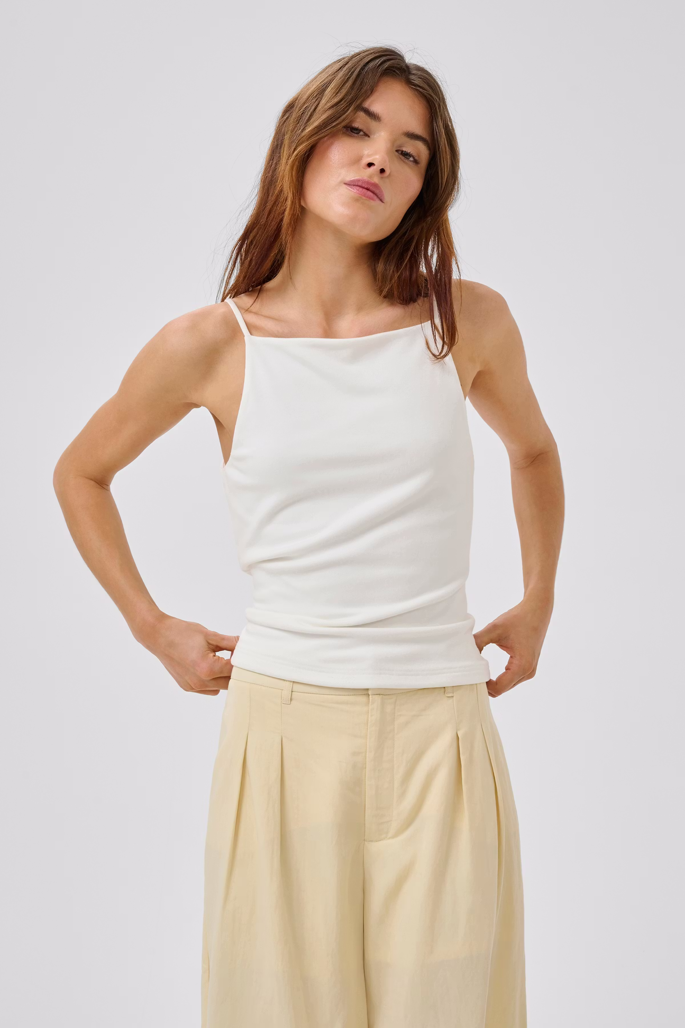 MWNupti Top LOOKBOOK FRONT 10705560-110602