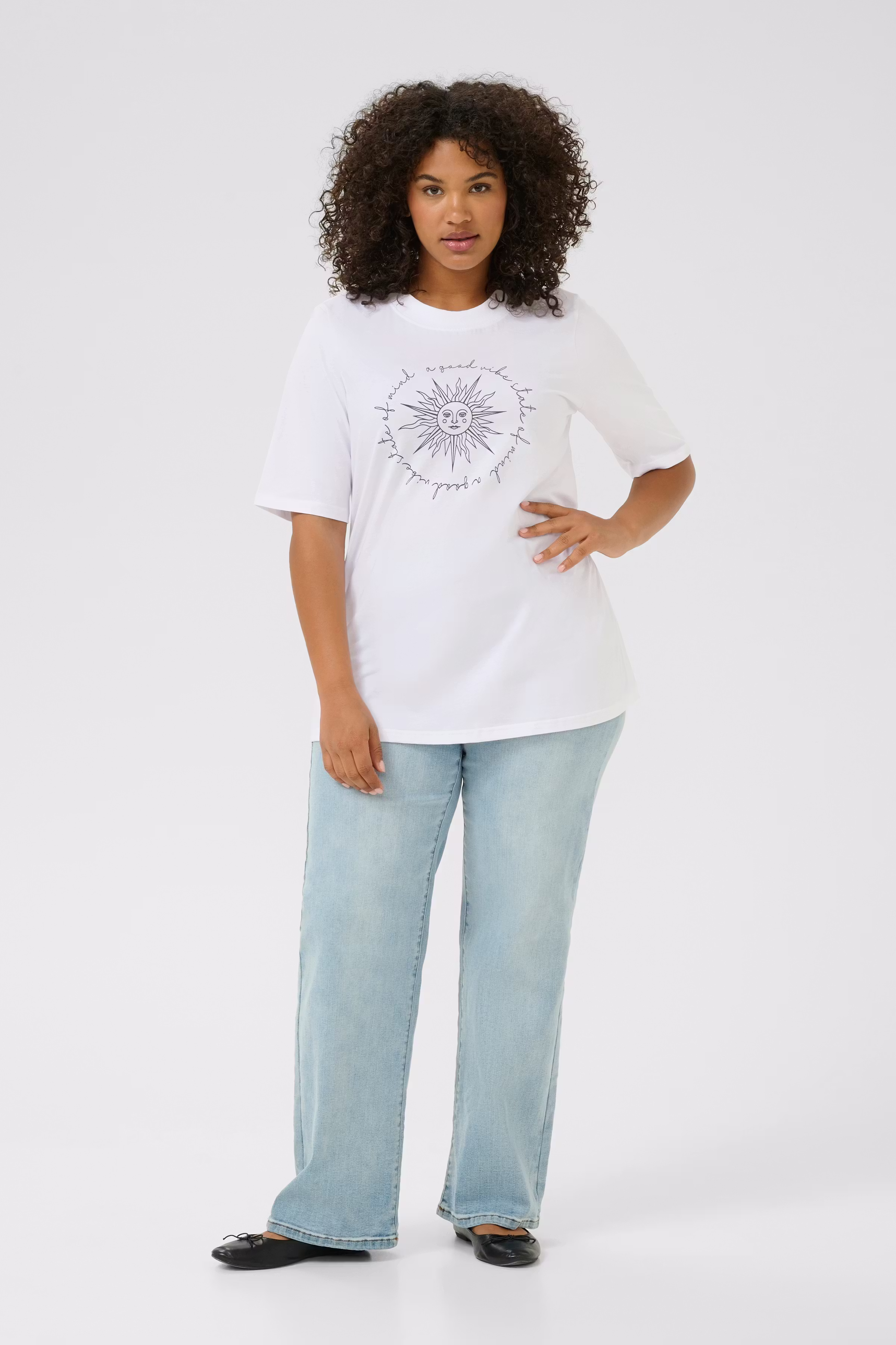 KCfrey T-shirt LOOKBOOK FRONT 10583724-108422