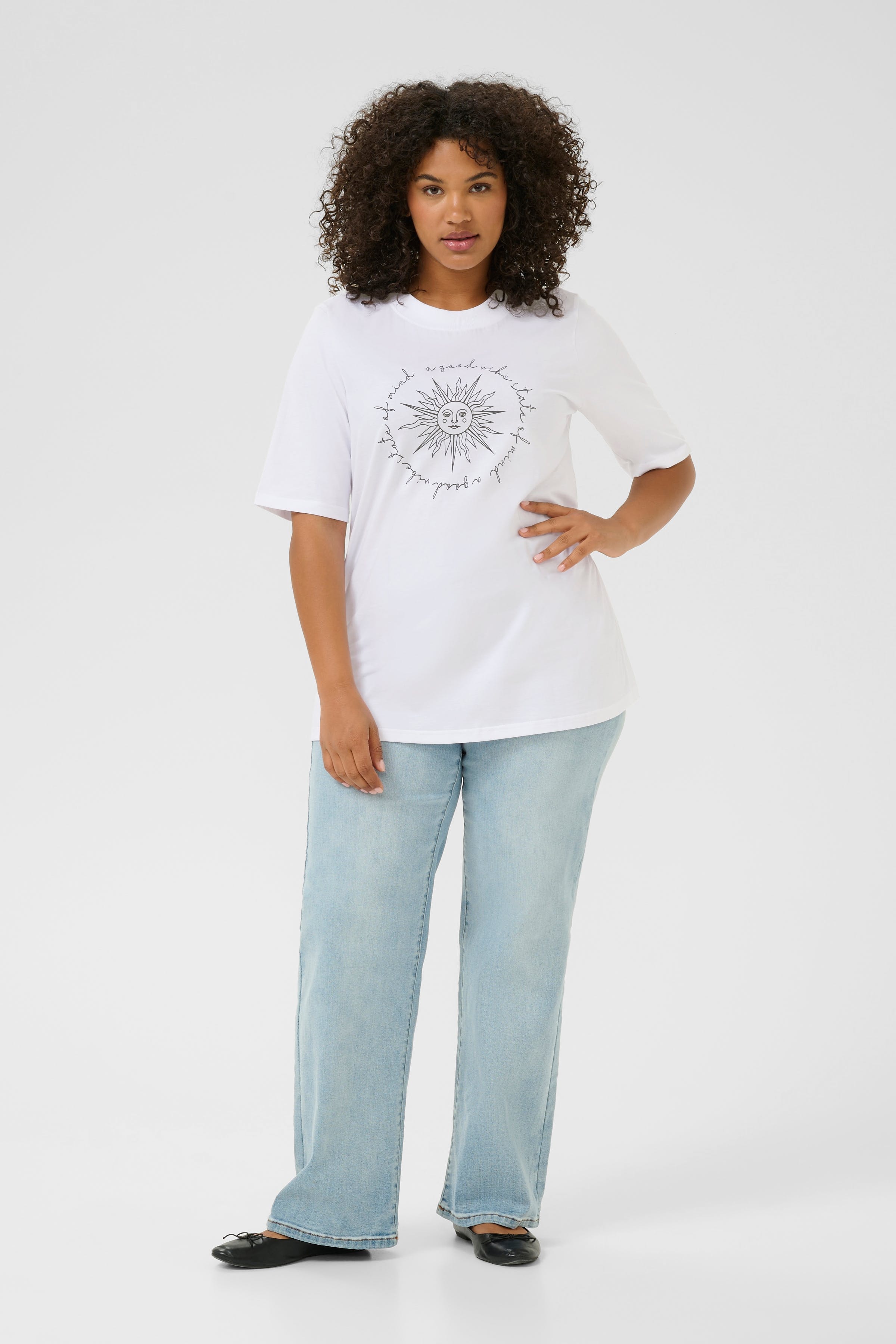 KCfrey T-shirt LOOKBOOK FRONT 10583724-108422