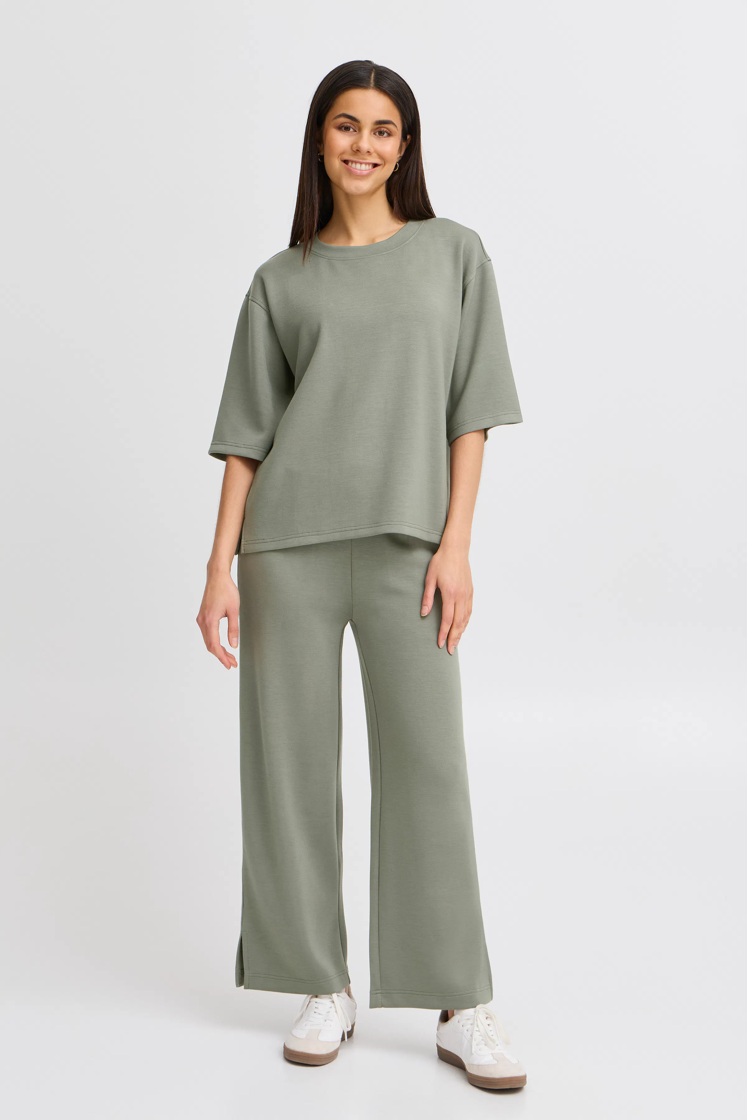 FRAURORA Sweatshirt LOOKBOOK FRONT 20615492-185806