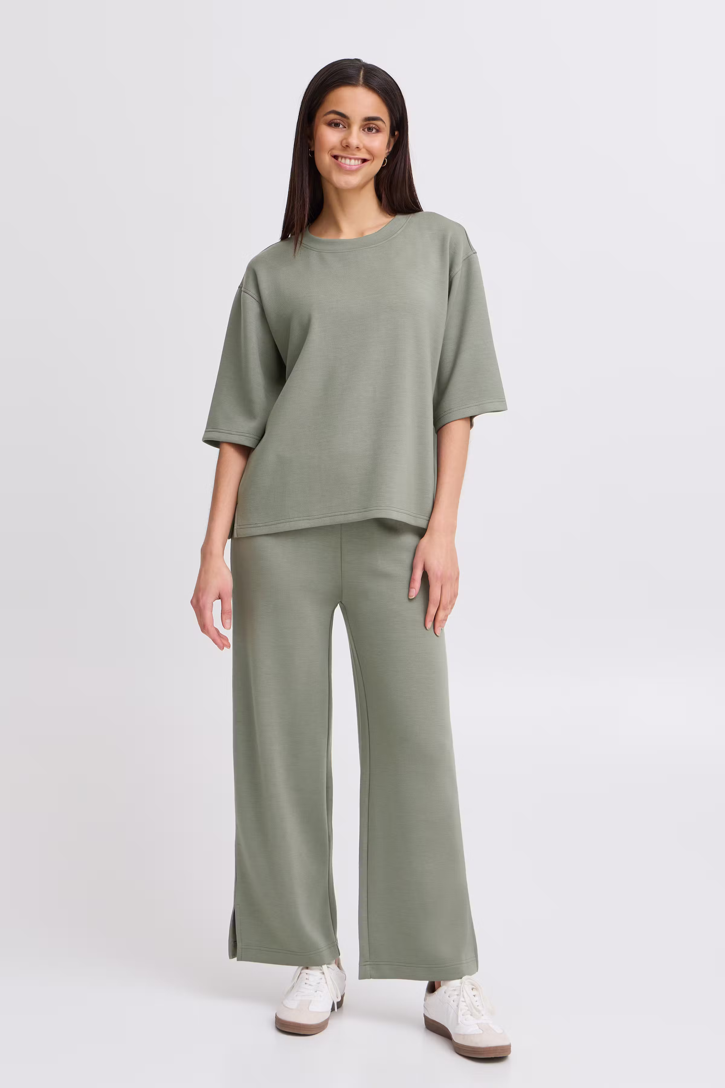 FRAURORA Sweatshirt LOOKBOOK FRONT 20615492-185806