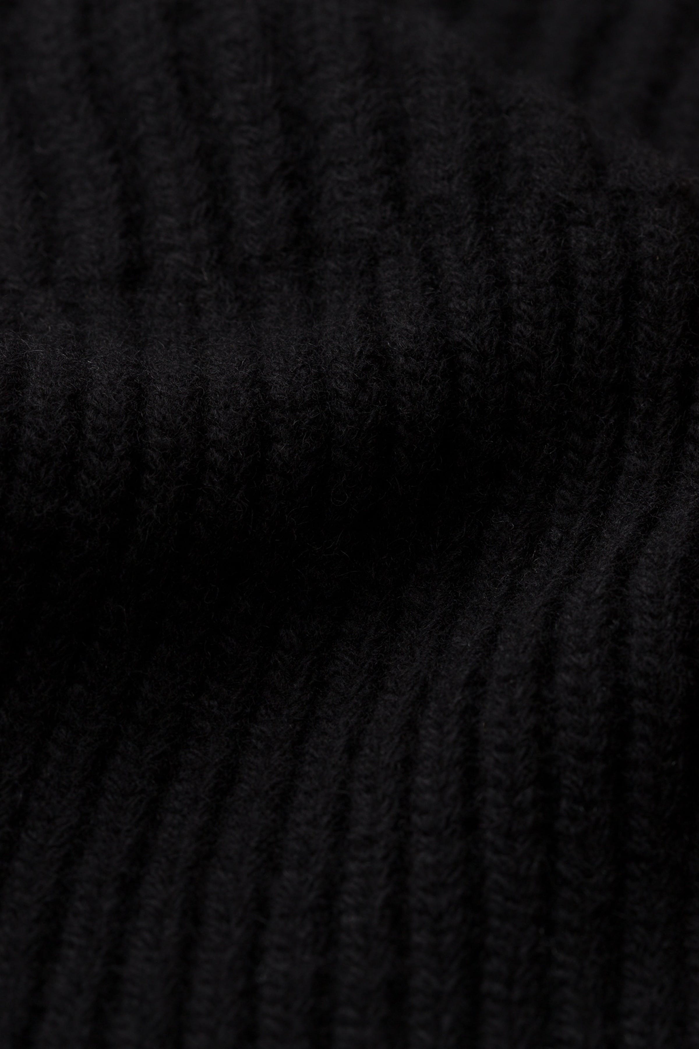 ANGELINA SCARF PACK DETAIL 30600776-BK999