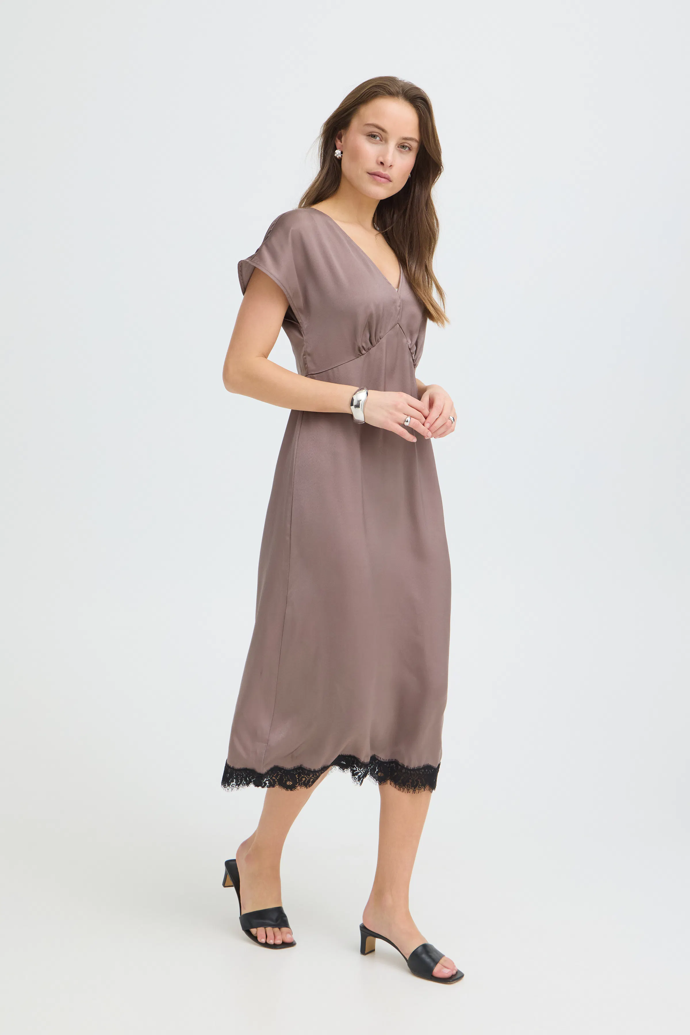 BYXFELICI Kjole LOOKBOOK FRONT 20820056-181306