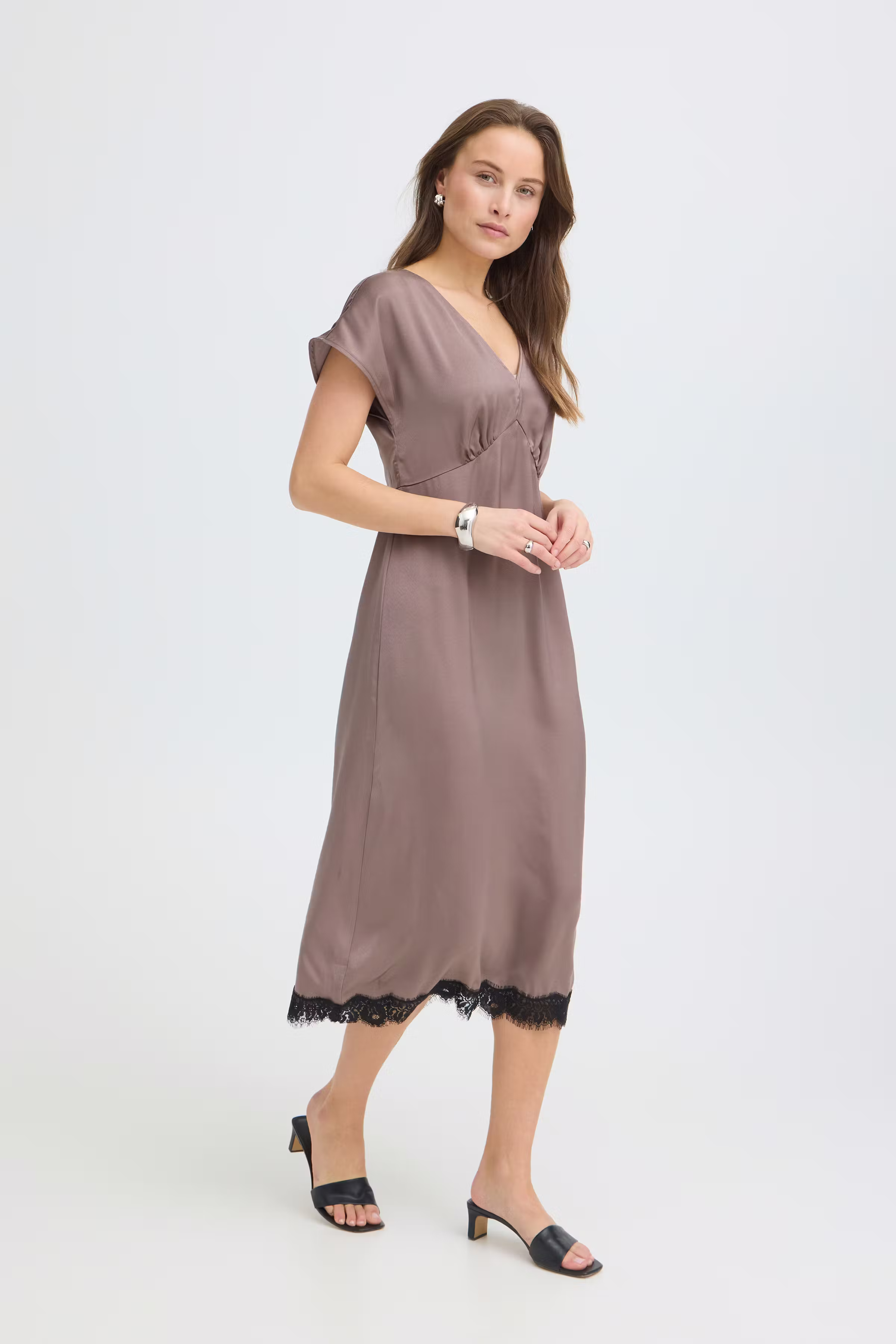 BYXFELICI Kjole LOOKBOOK FRONT 20820056-181306