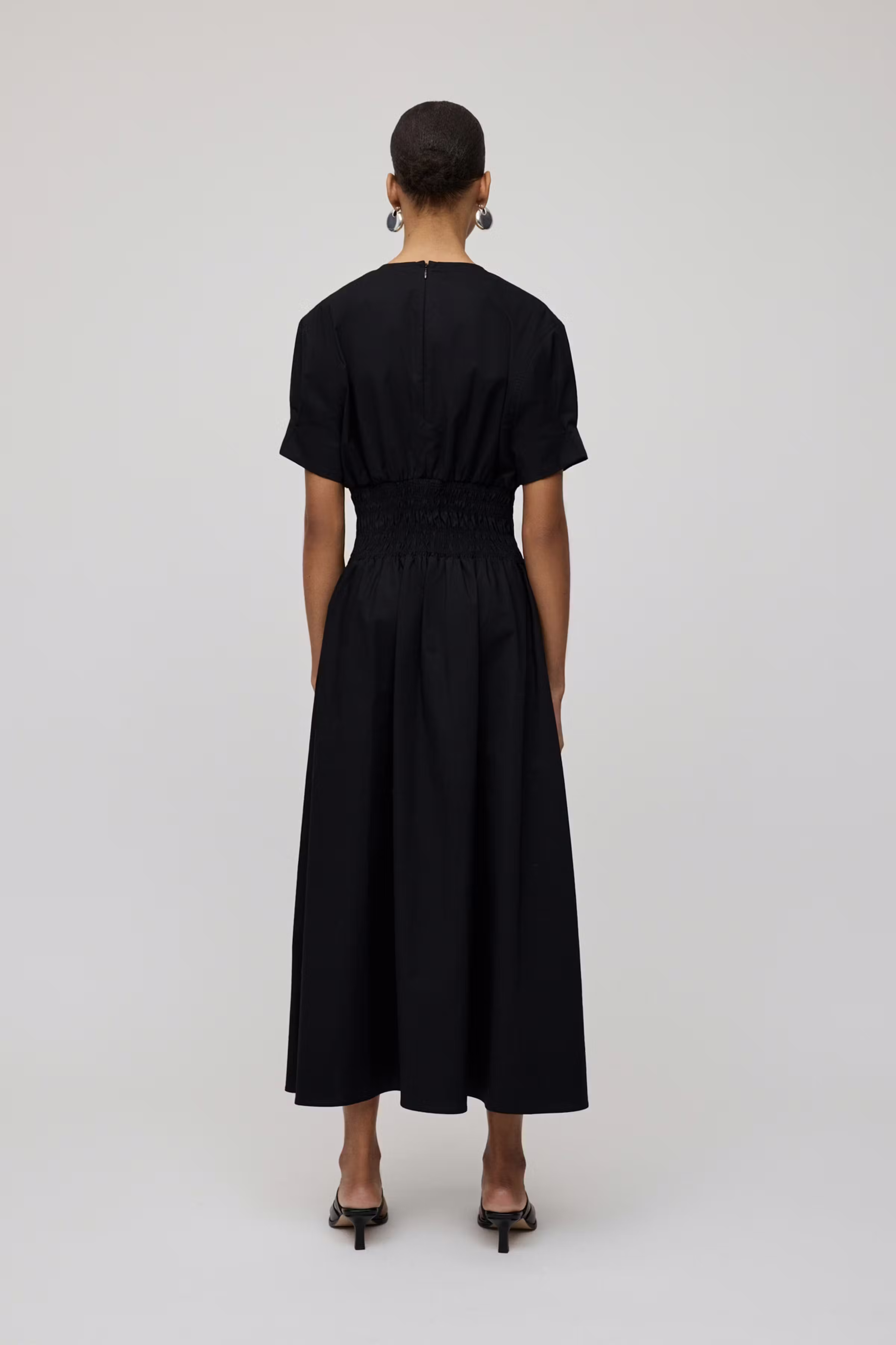 MARYTHA Kleid LOOKBOOK BACK 30700024-BK999