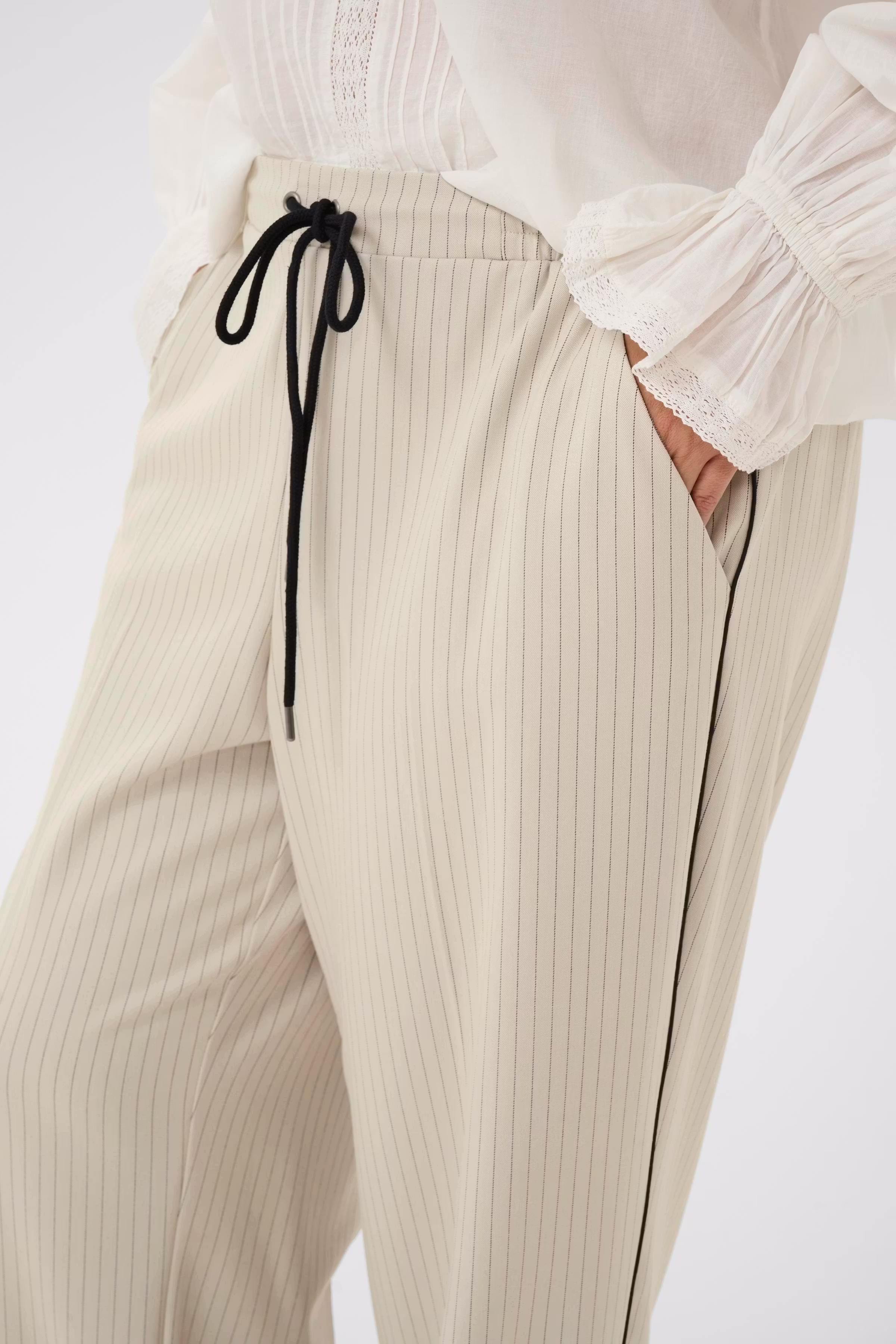 KCsirana Byxor LOOKBOOK DETAIL 10584022-109116