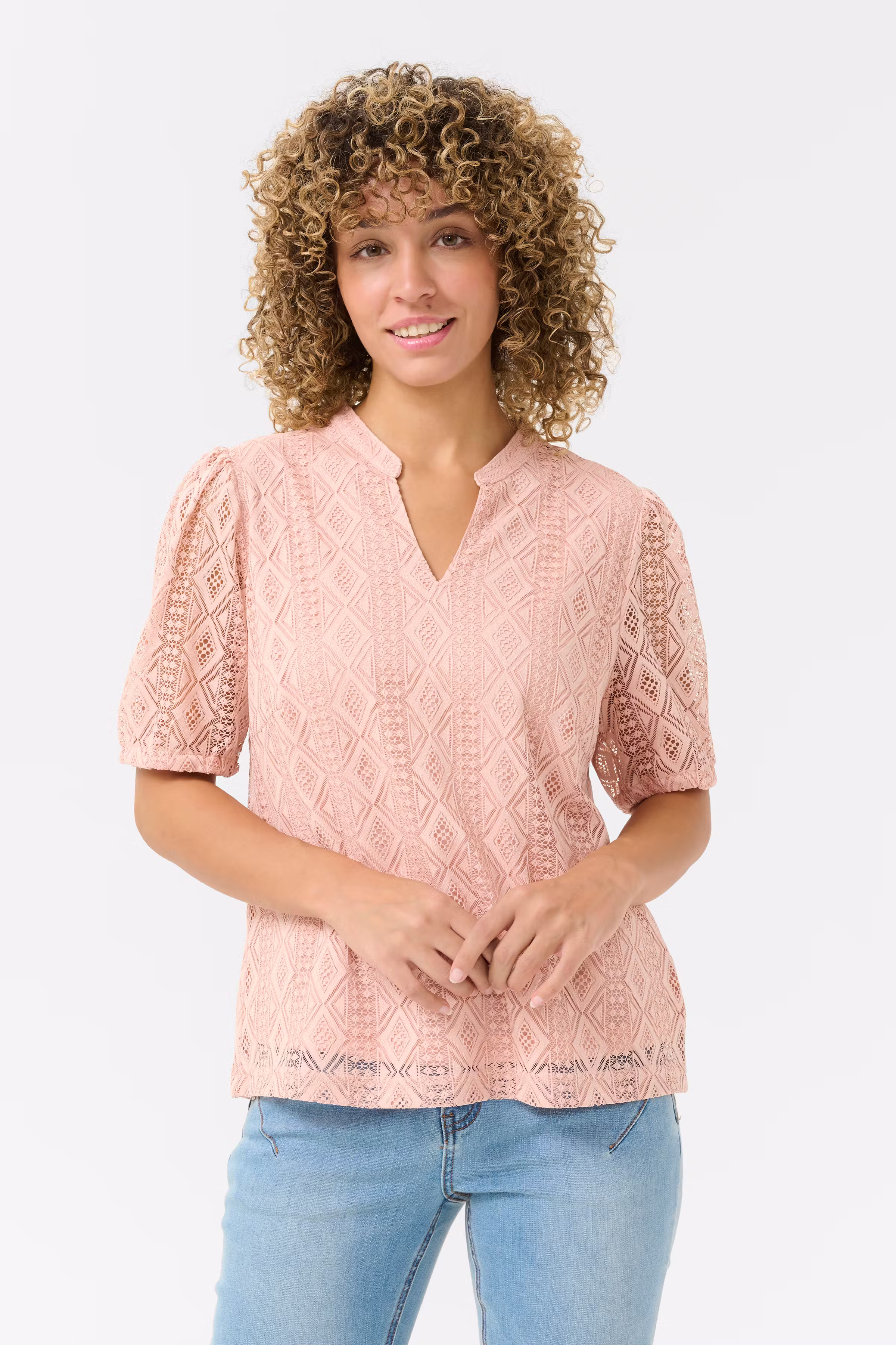 CRDanika Bluse LOOKBOOK FRONT 10613030-151512