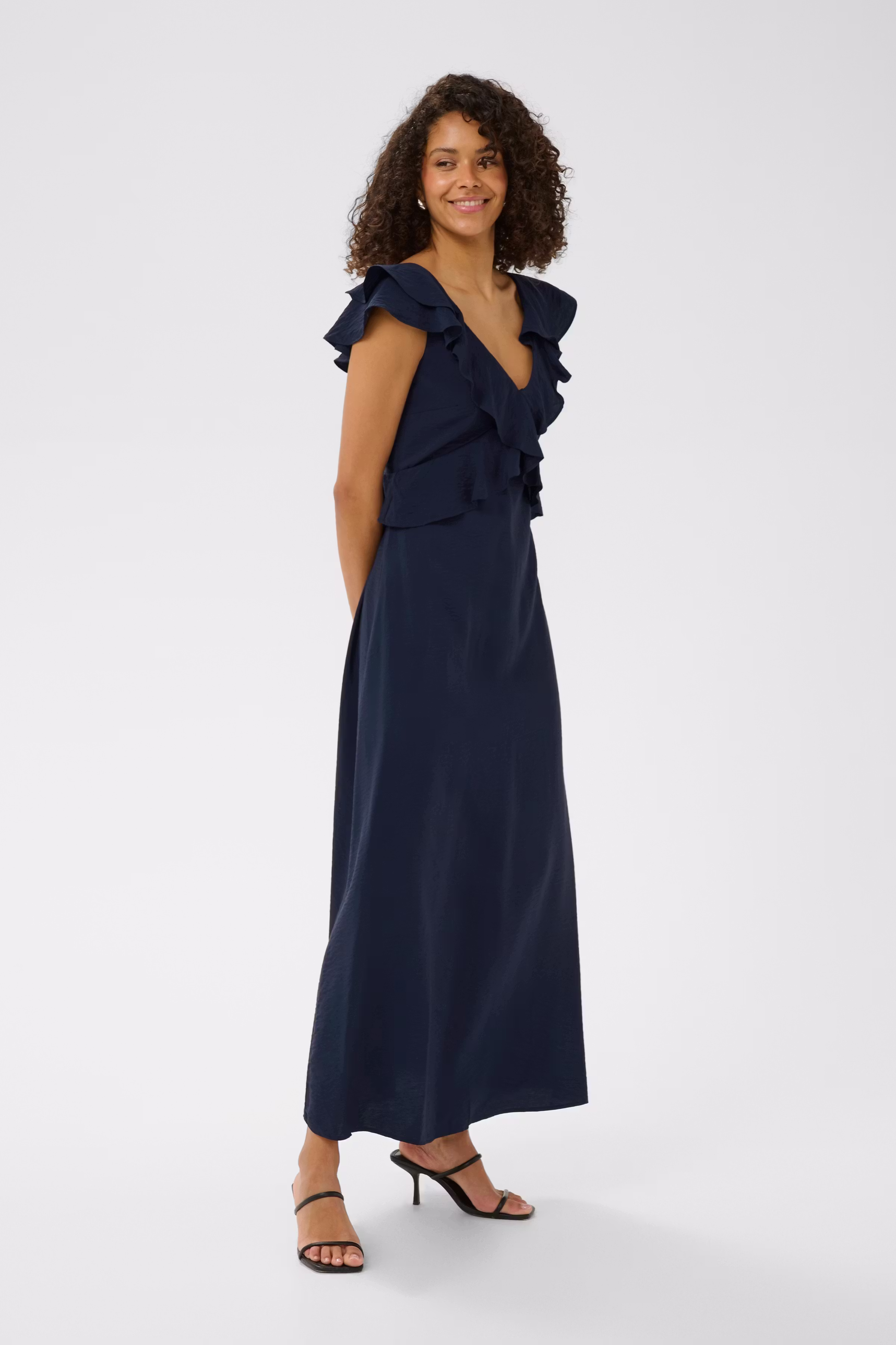 KArosie Dress LOOKBOOK FRONT 10512159-194020