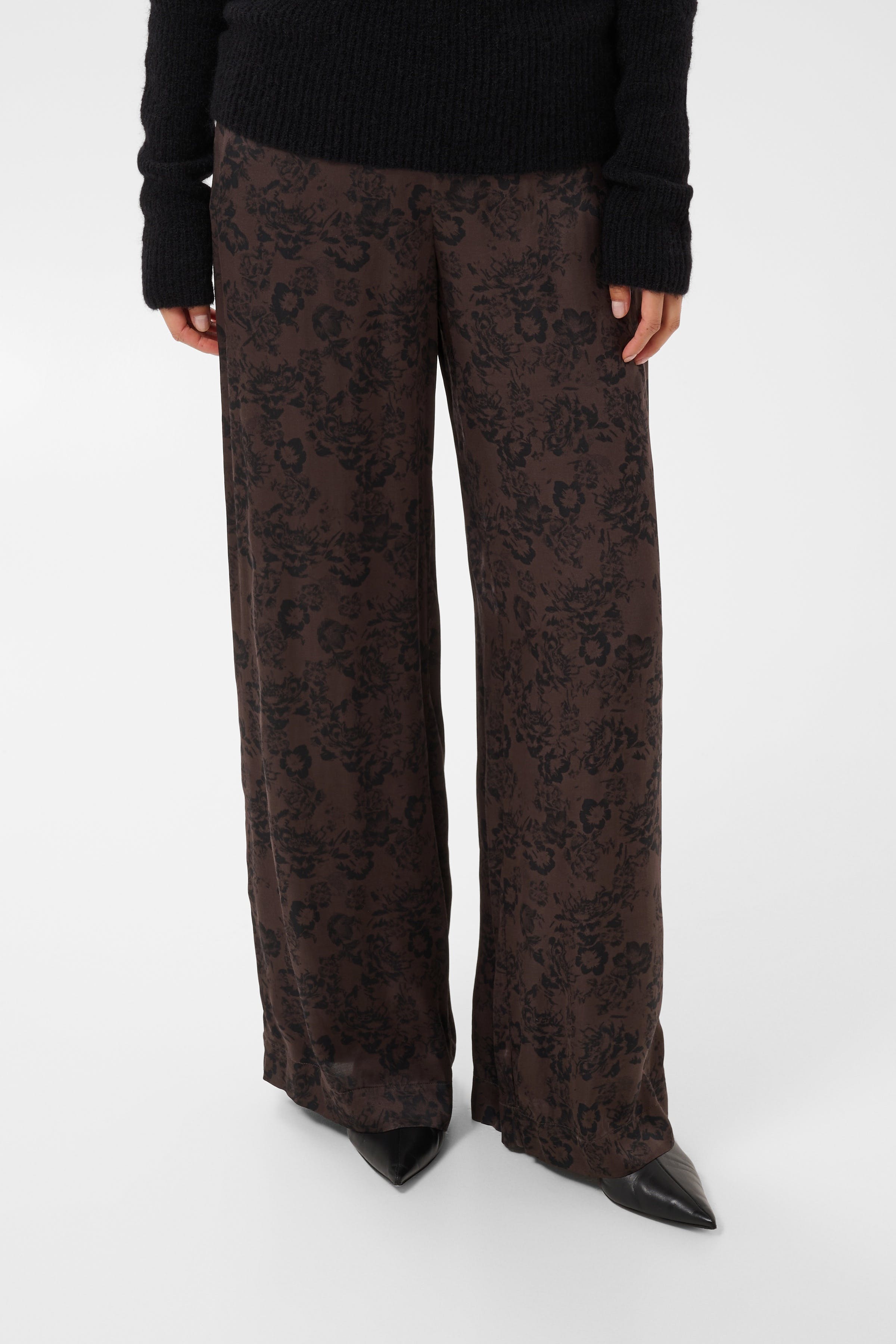 DelalPW Bukser LOOKBOOK FRONT 30310949-305460