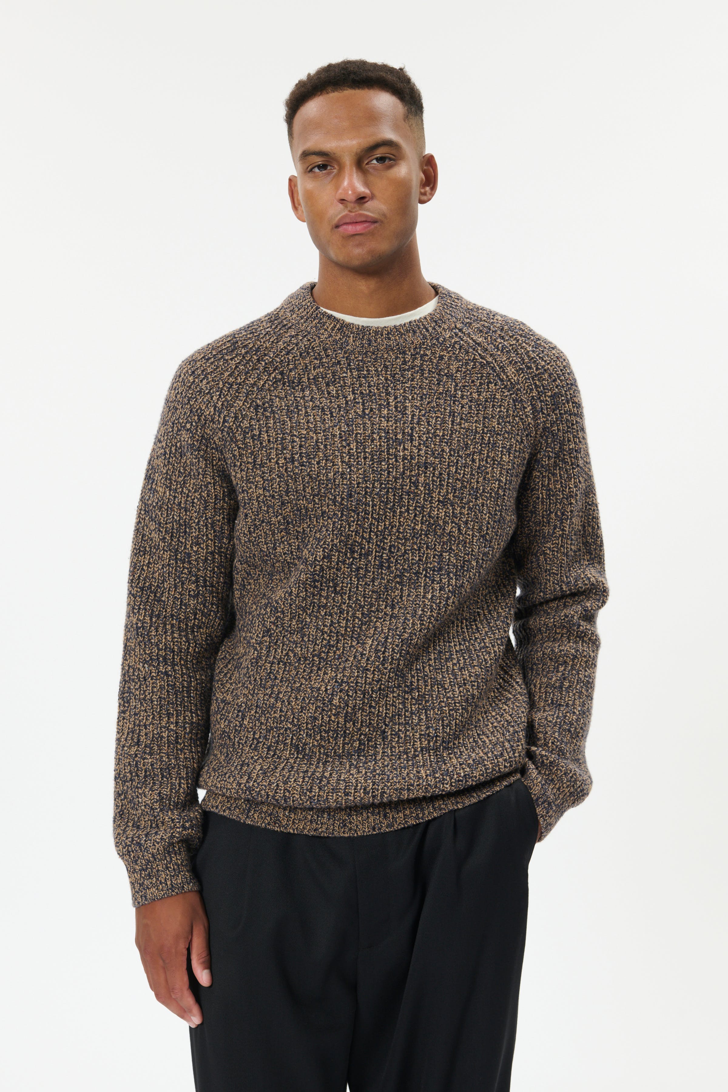 MAjobo Uldpullover LOOKBOOK FRONT 30207713-181028