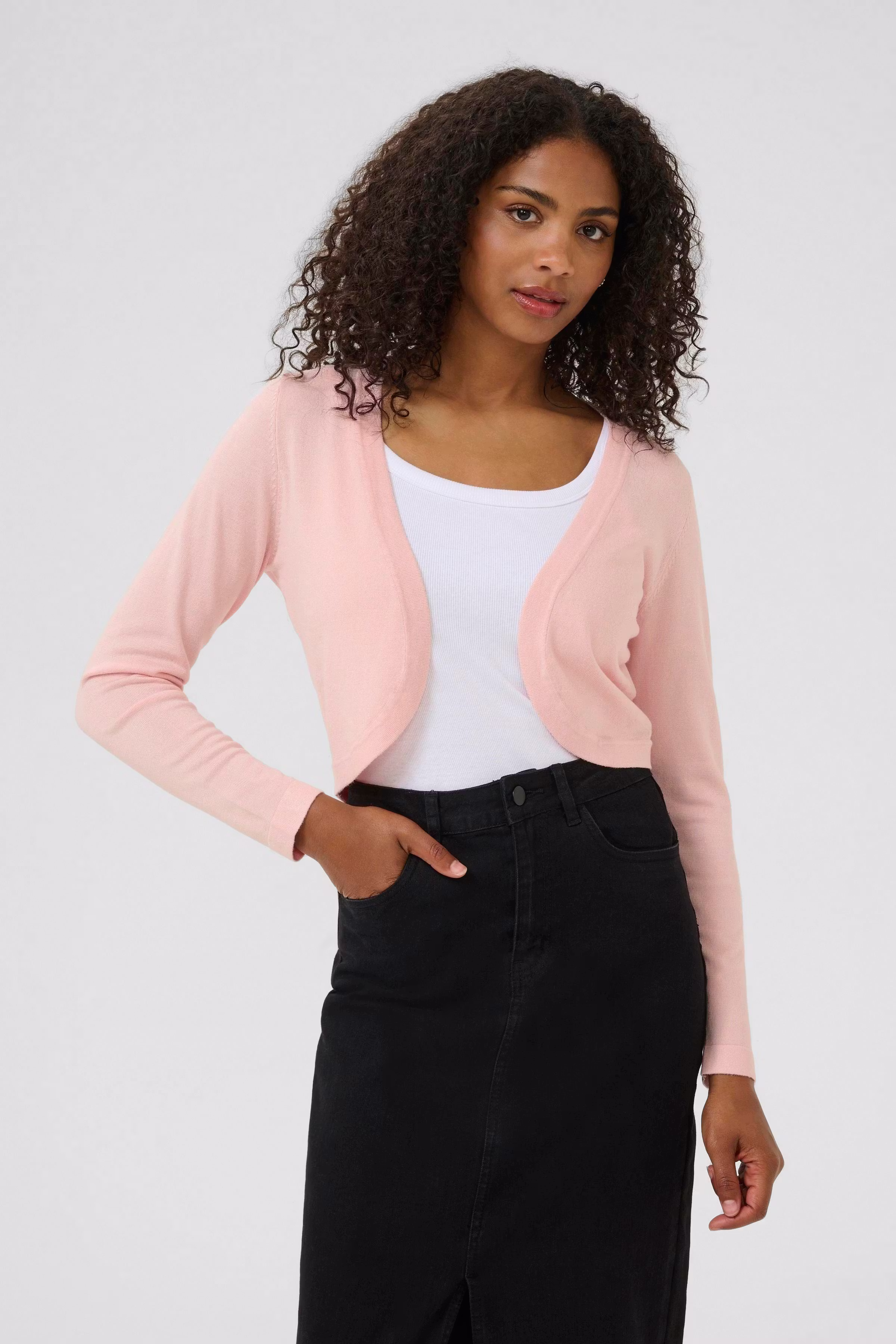 KAAstrid Bolero LOOKBOOK FRONT 500020-141905