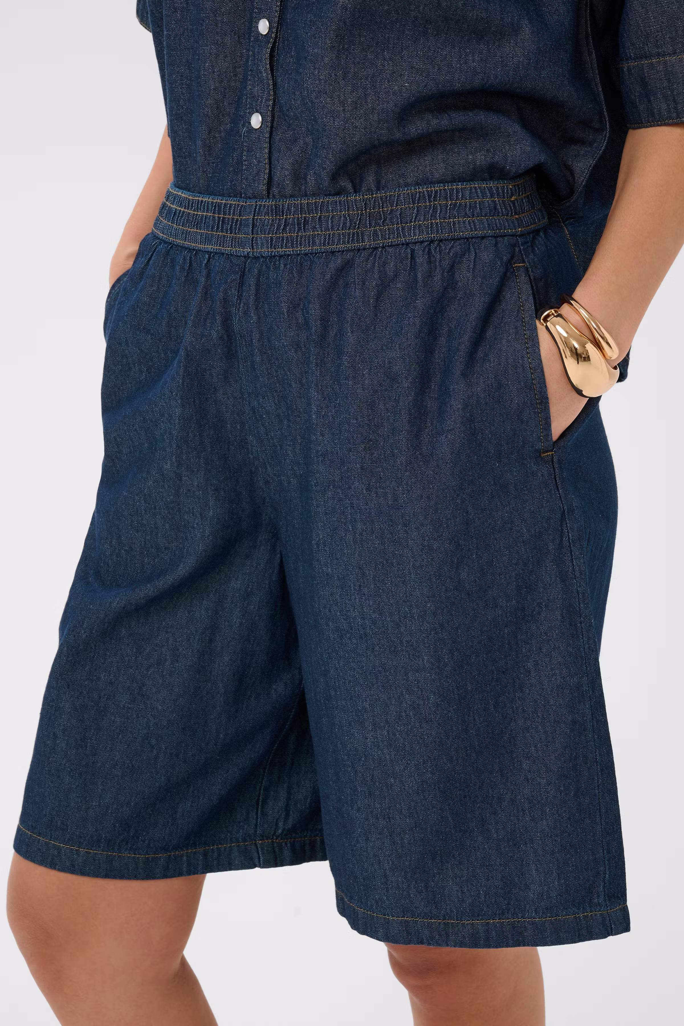 KAjade Bermuda LOOKBOOK DETAIL 10511716-107709