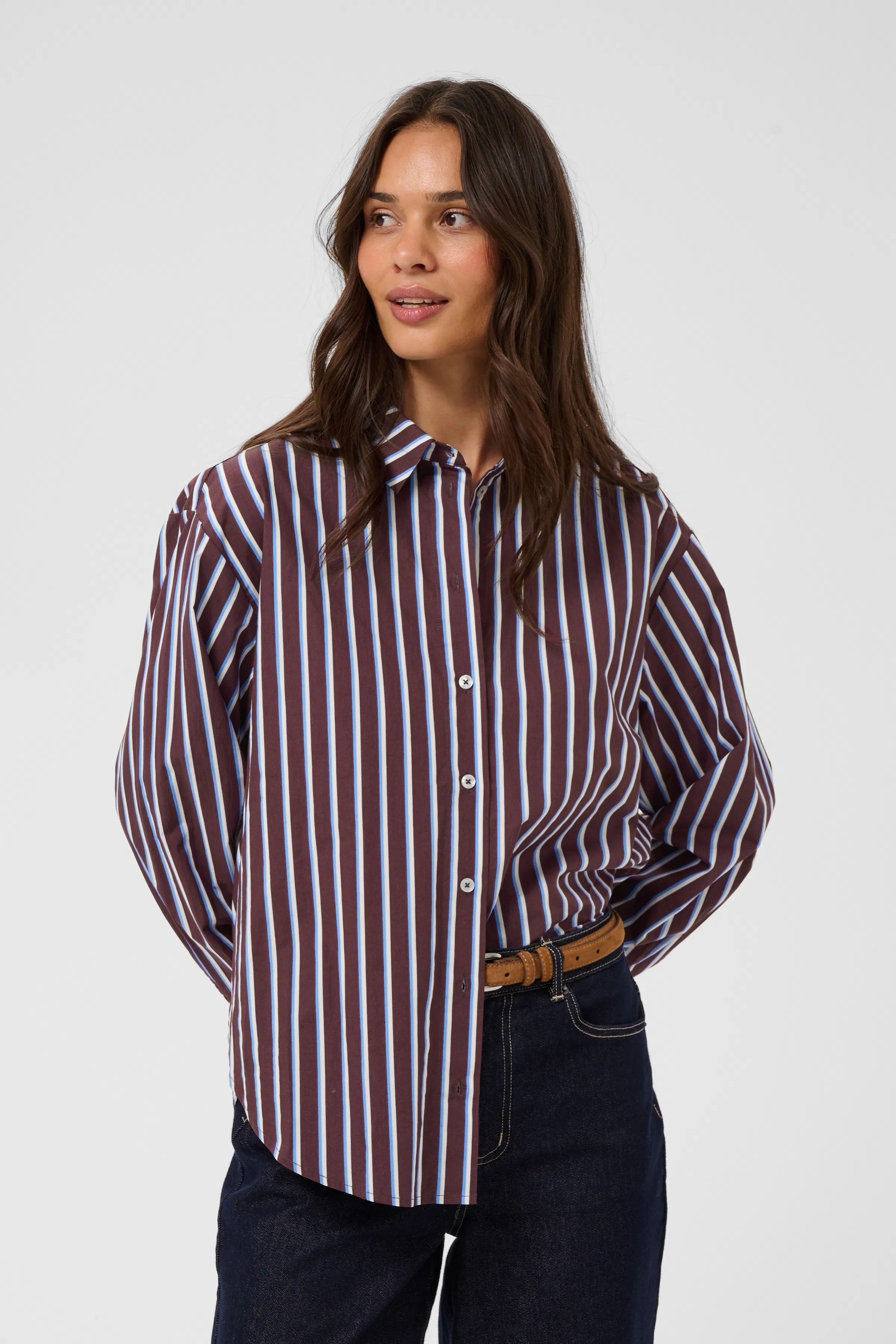 KAgavina Skjorta LOOKBOOK FRONT 10512227-109921