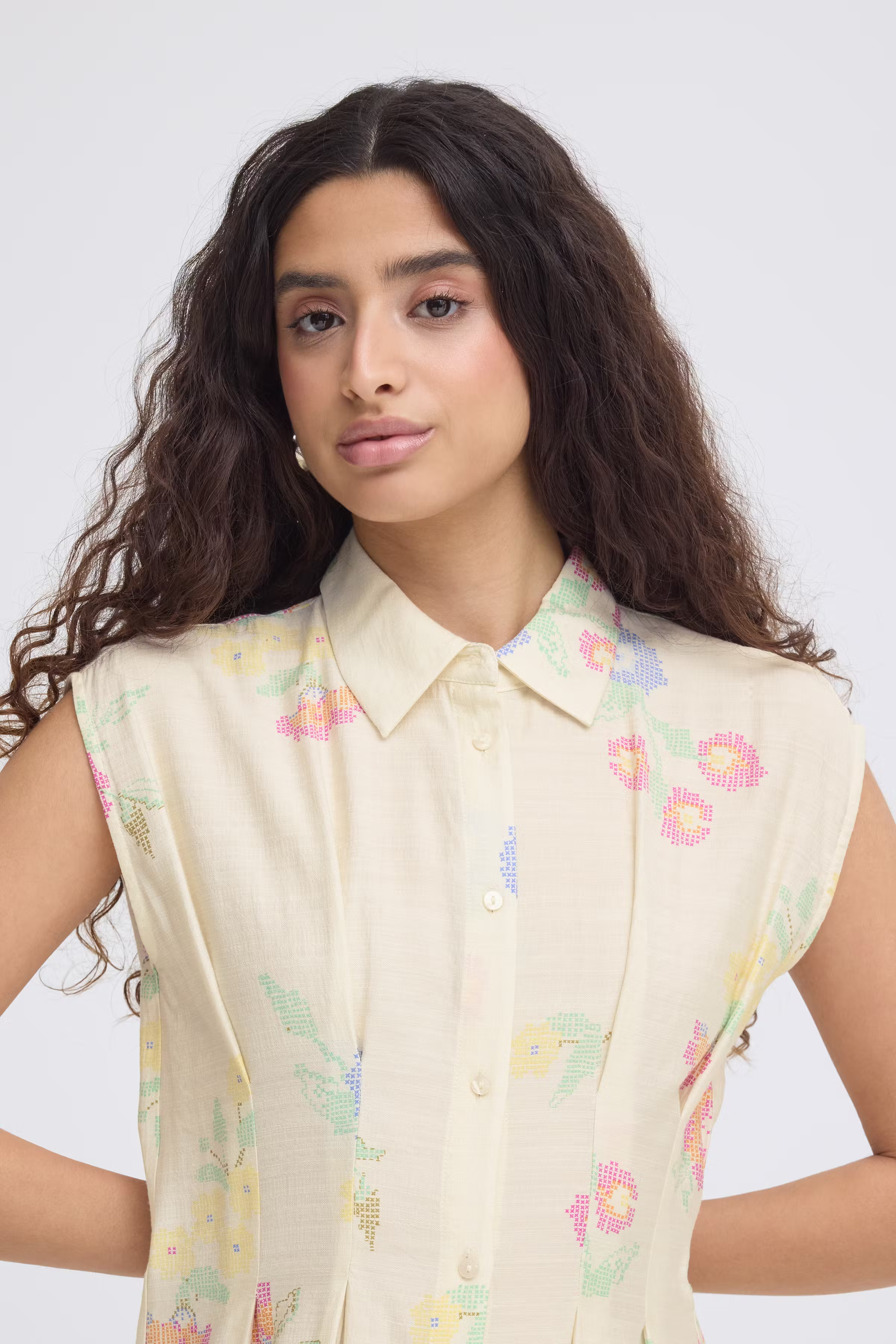 IHGINNI Kjole LOOKBOOK DETAIL 20125971-900007522