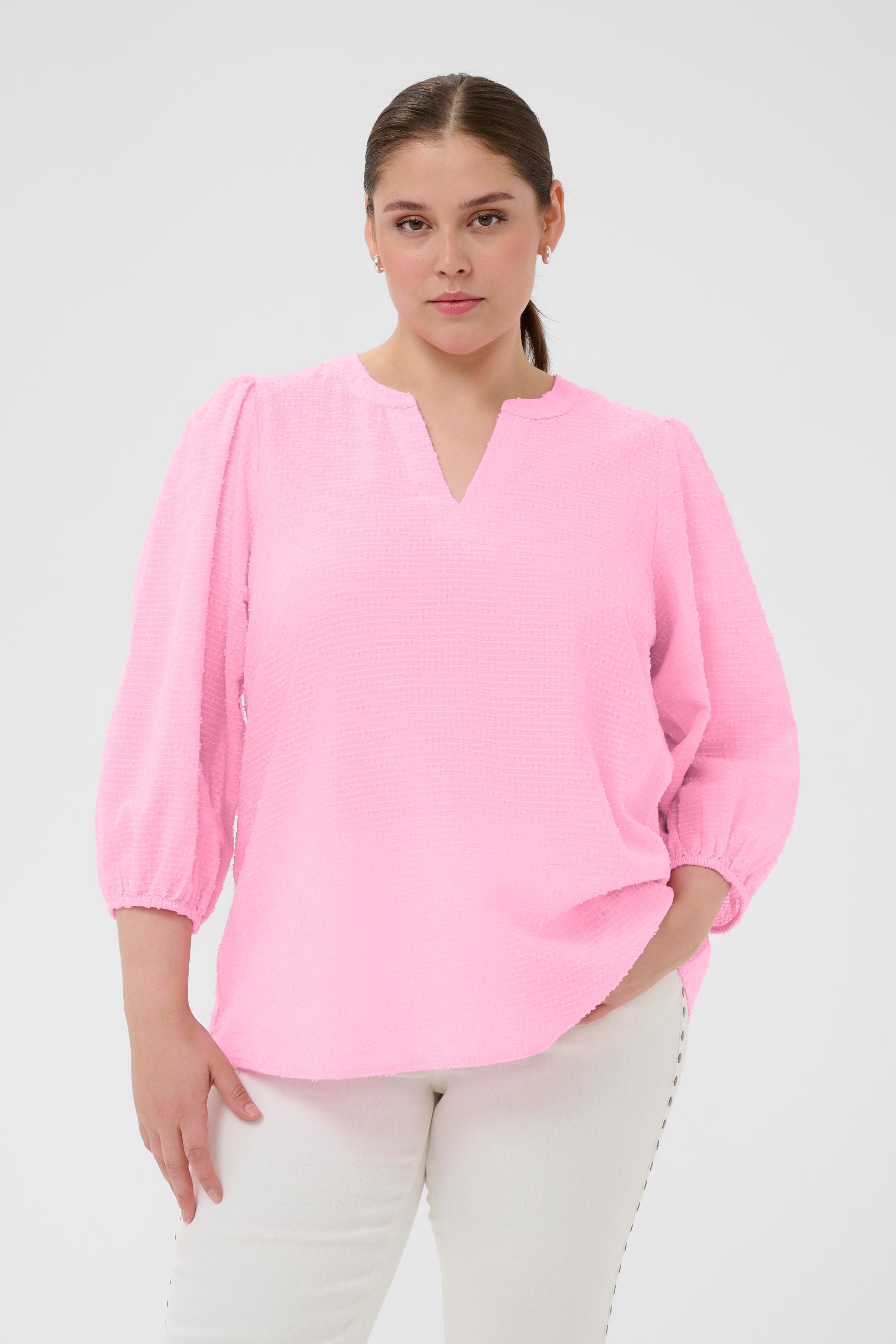 KCpenelopia Blouse LOOKBOOK FRONT 10584072-152218