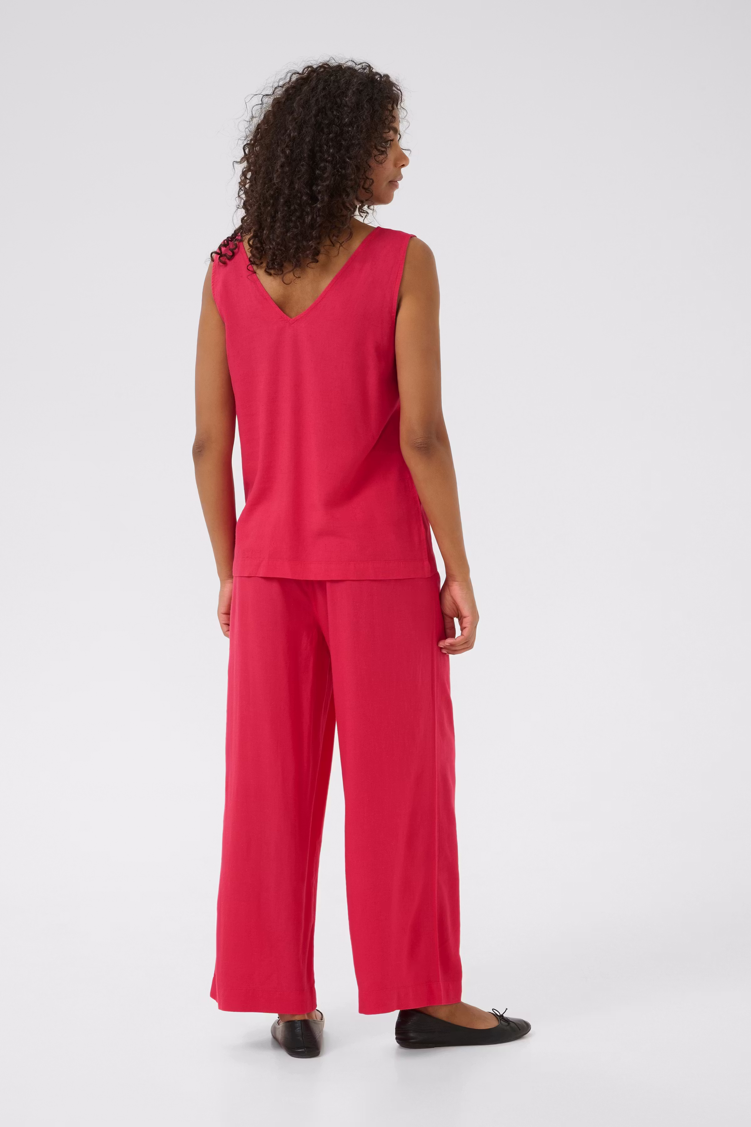 KAmilia Lin Top LOOKBOOK BACK 10508426-181754