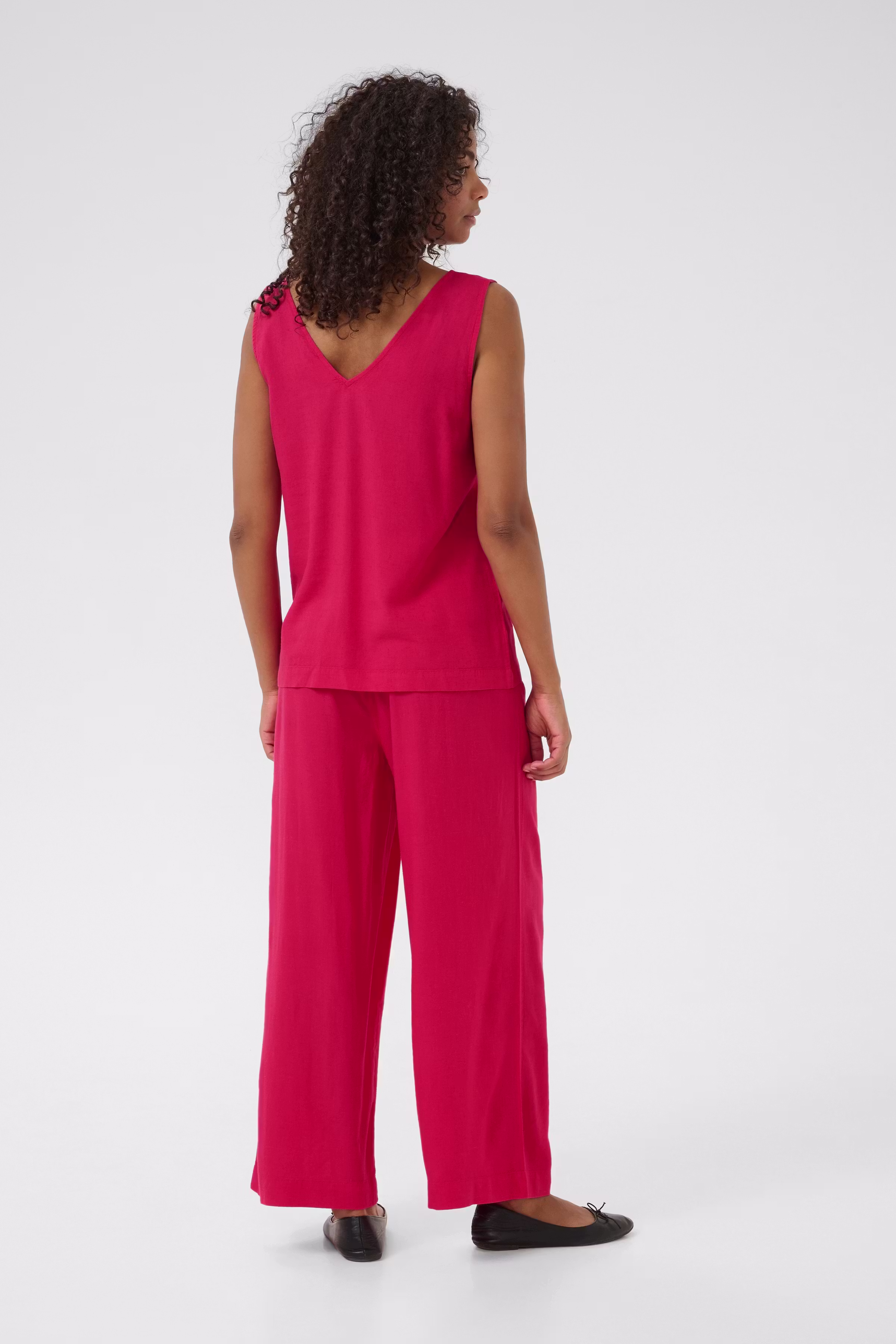 KAmilia Lin Top LOOKBOOK BACK 10508426-181754