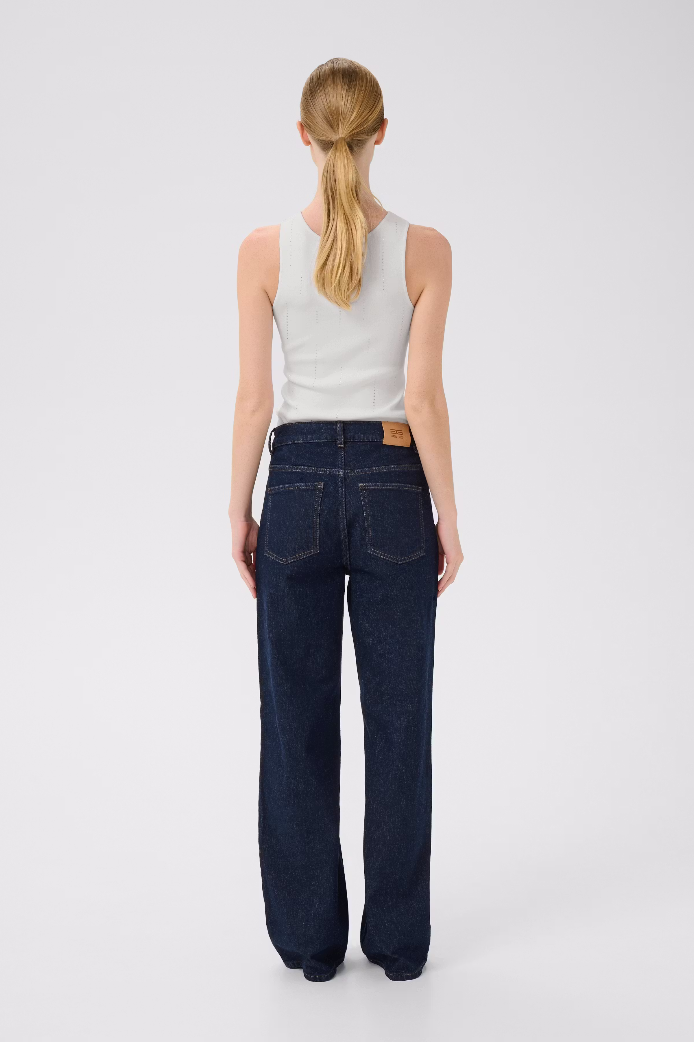 GZsaya Top LOOKBOOK BACK 10910781-110601