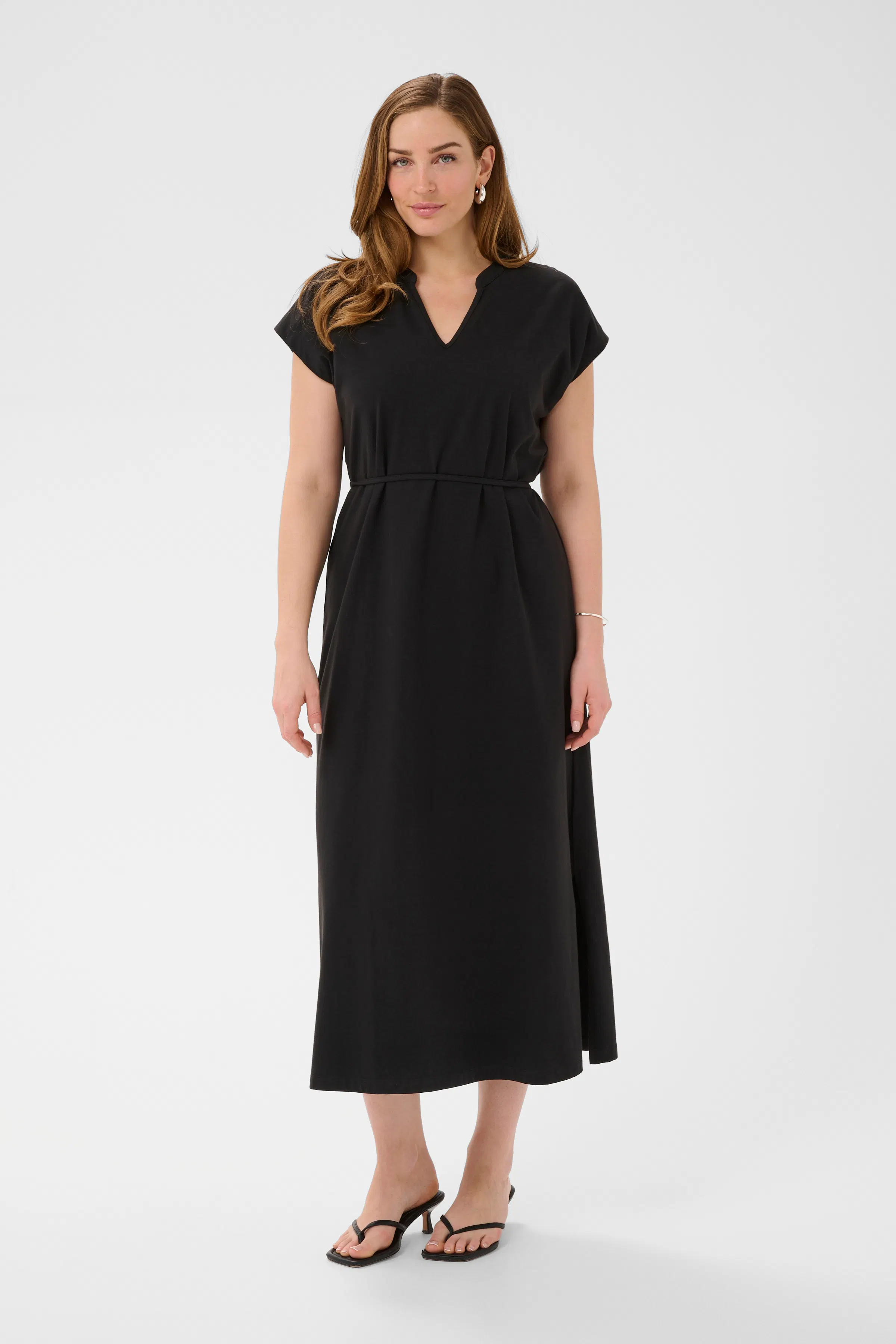 BPcora Kjole LOOKBOOK FRONT 40200149-100121