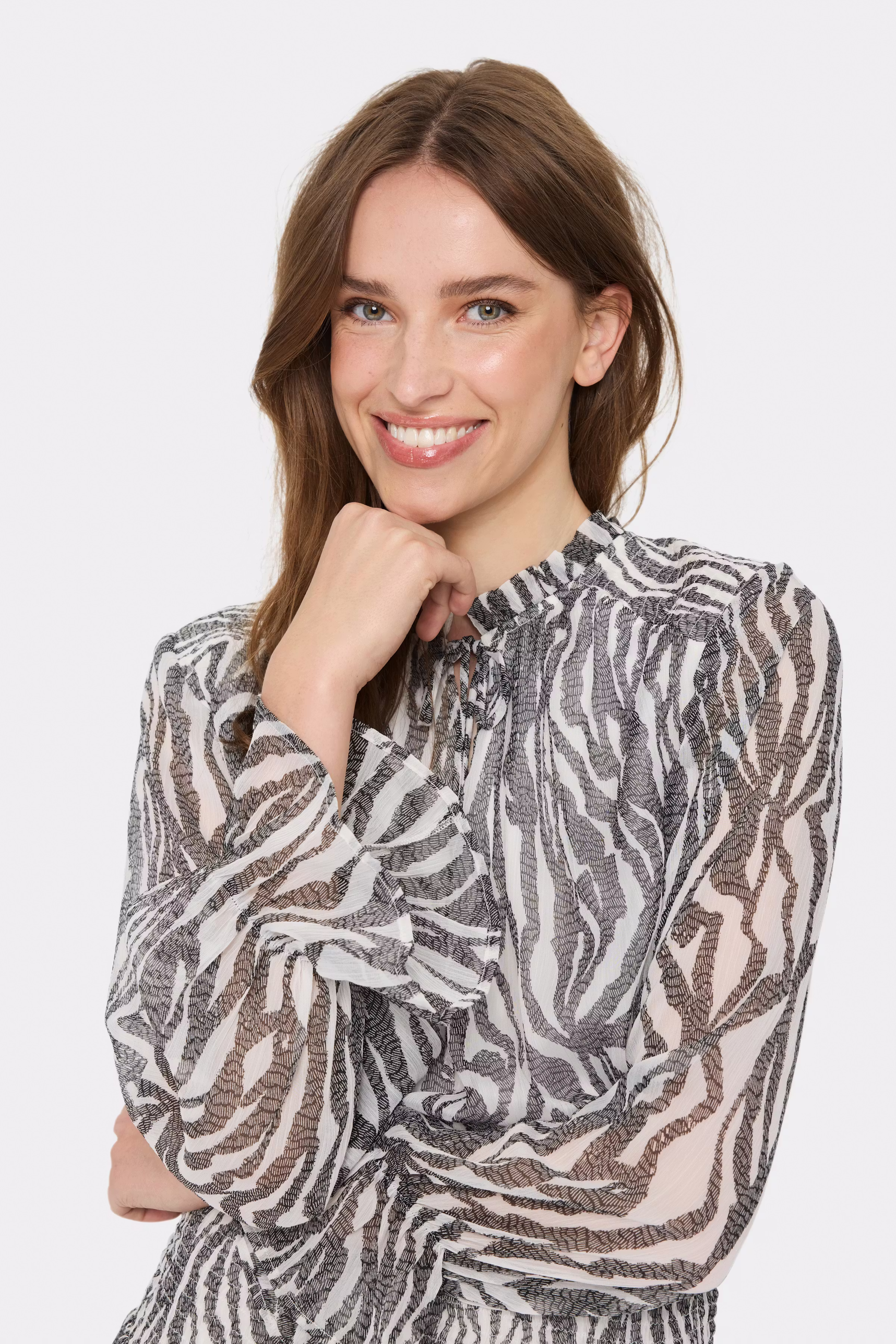 GiorgiaSZ Kleid LOOKBOOK DETAIL 30513520-303126