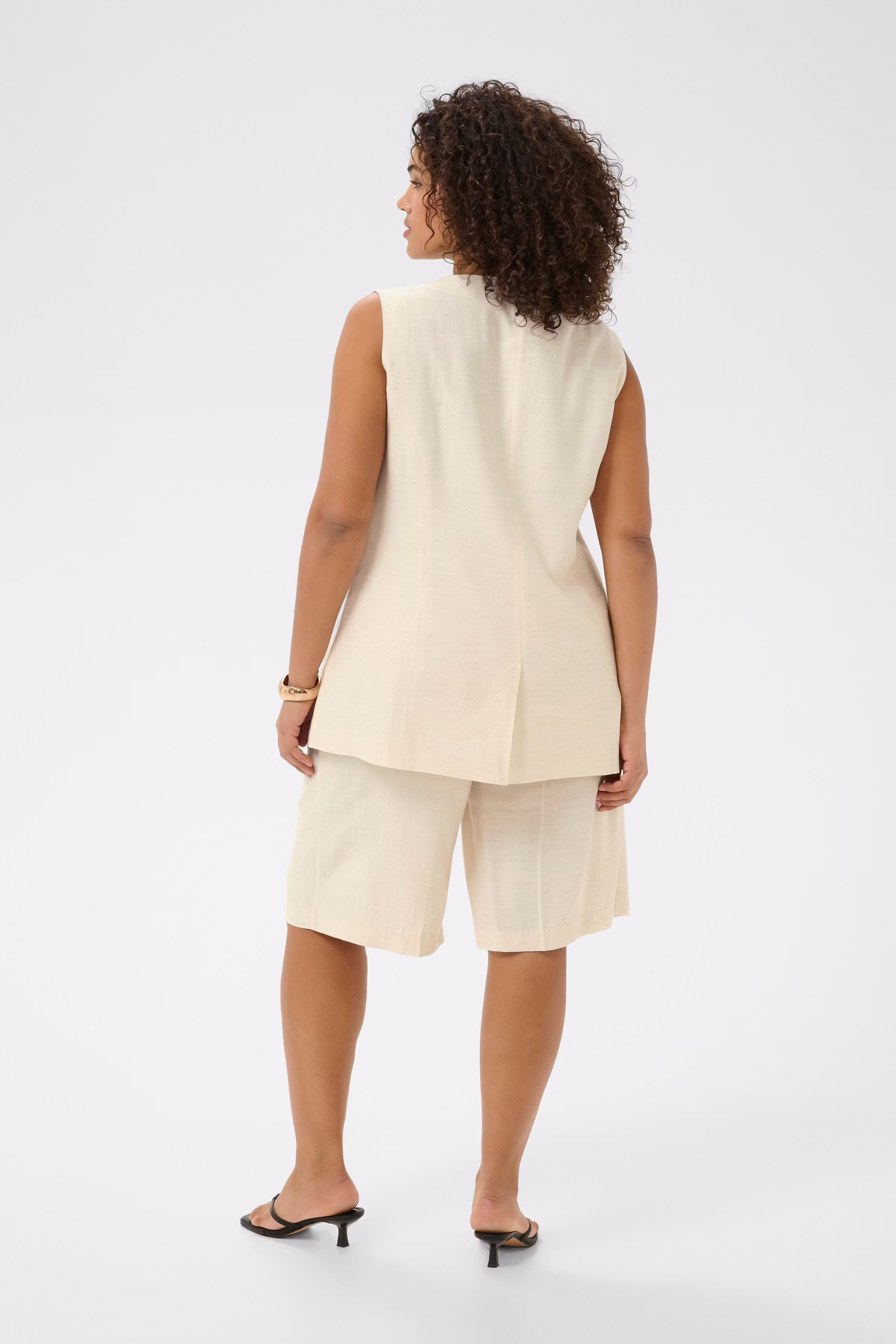 KCanetti Shorts LOOKBOOK BACK 10584144-1513051