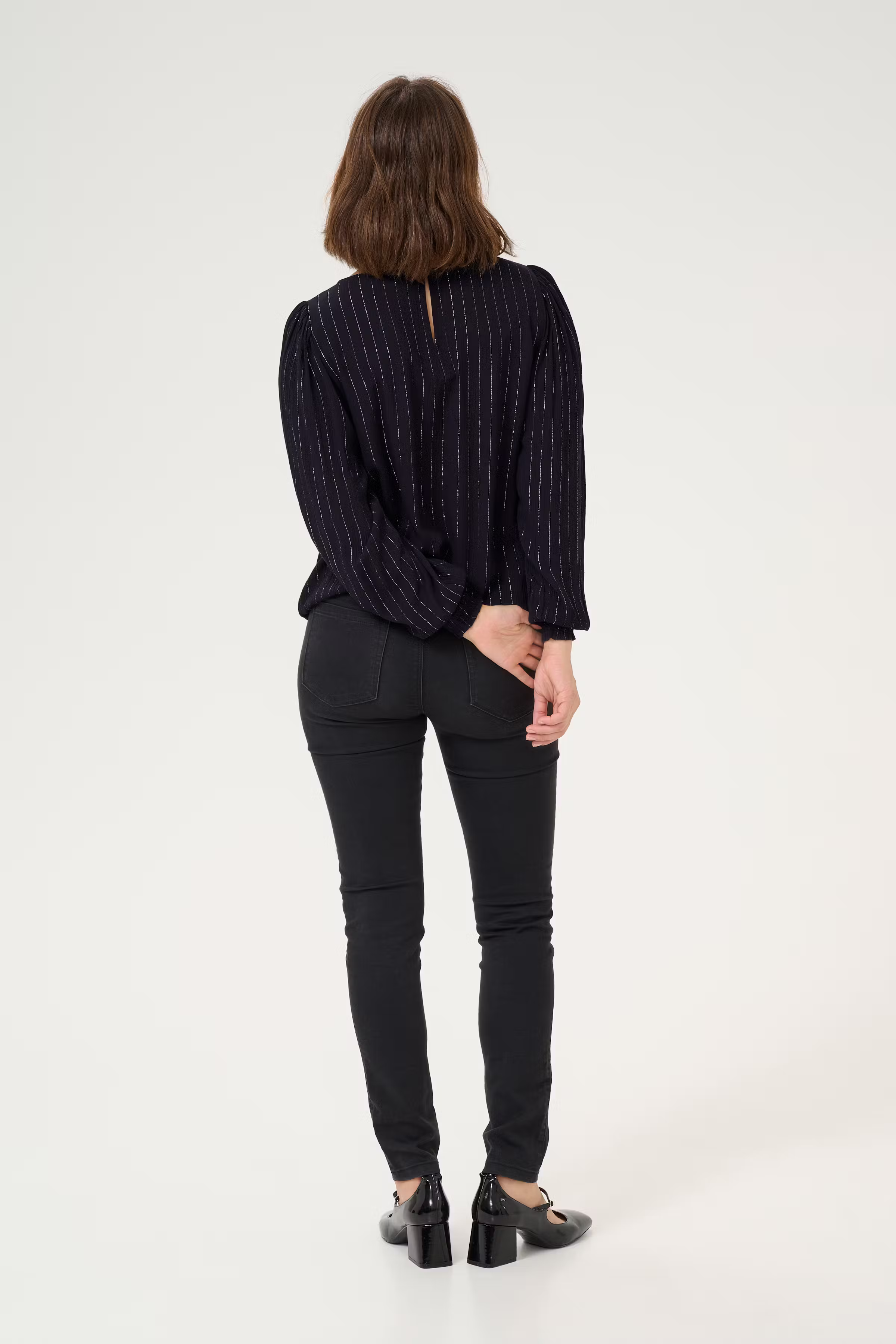 KAliv Glimmerbluse LOOKBOOK BACK 10509331-106557