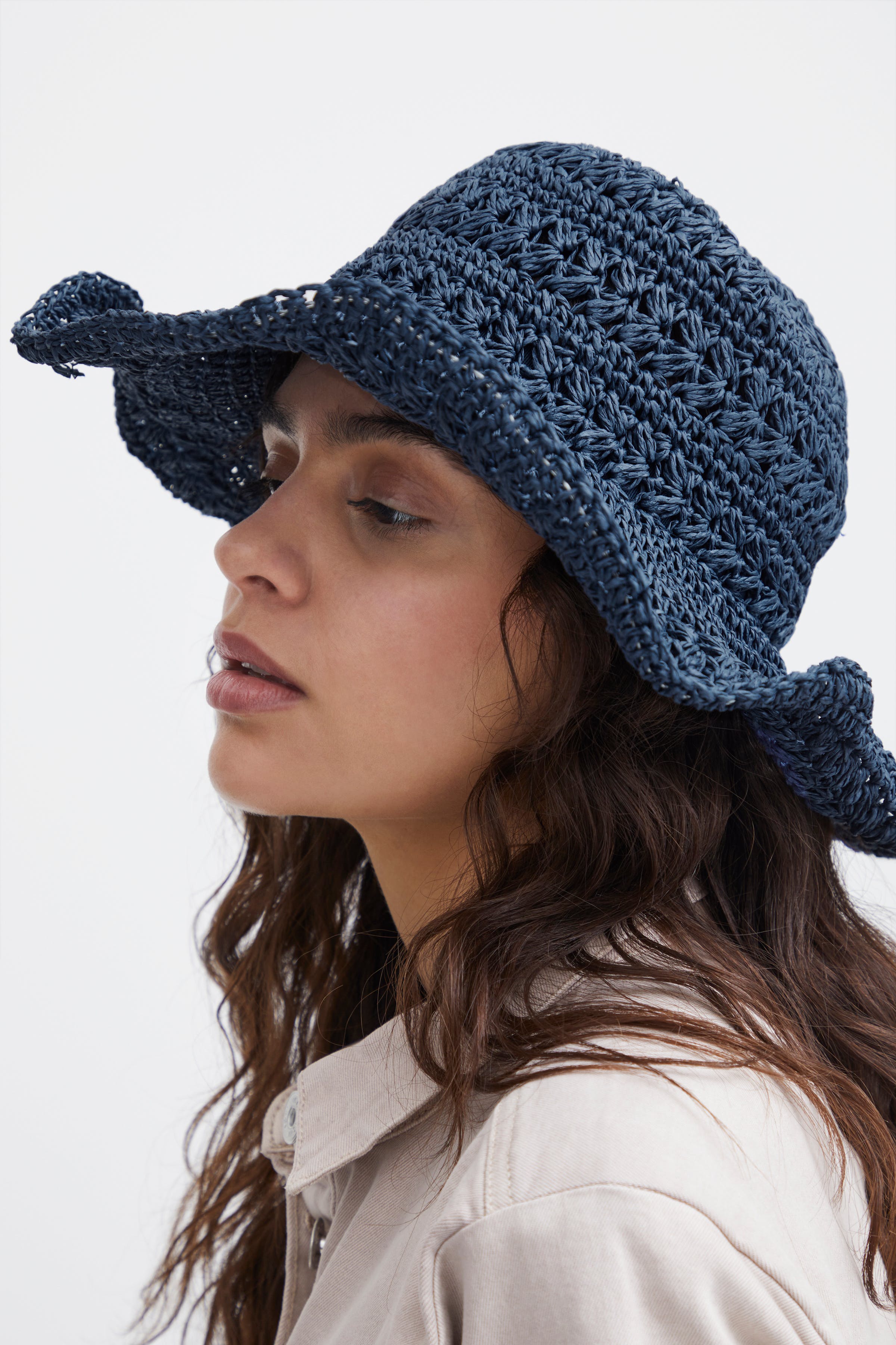 IAFIMIKA Hoed LOOKBOOK DETAIL 20121100-194010