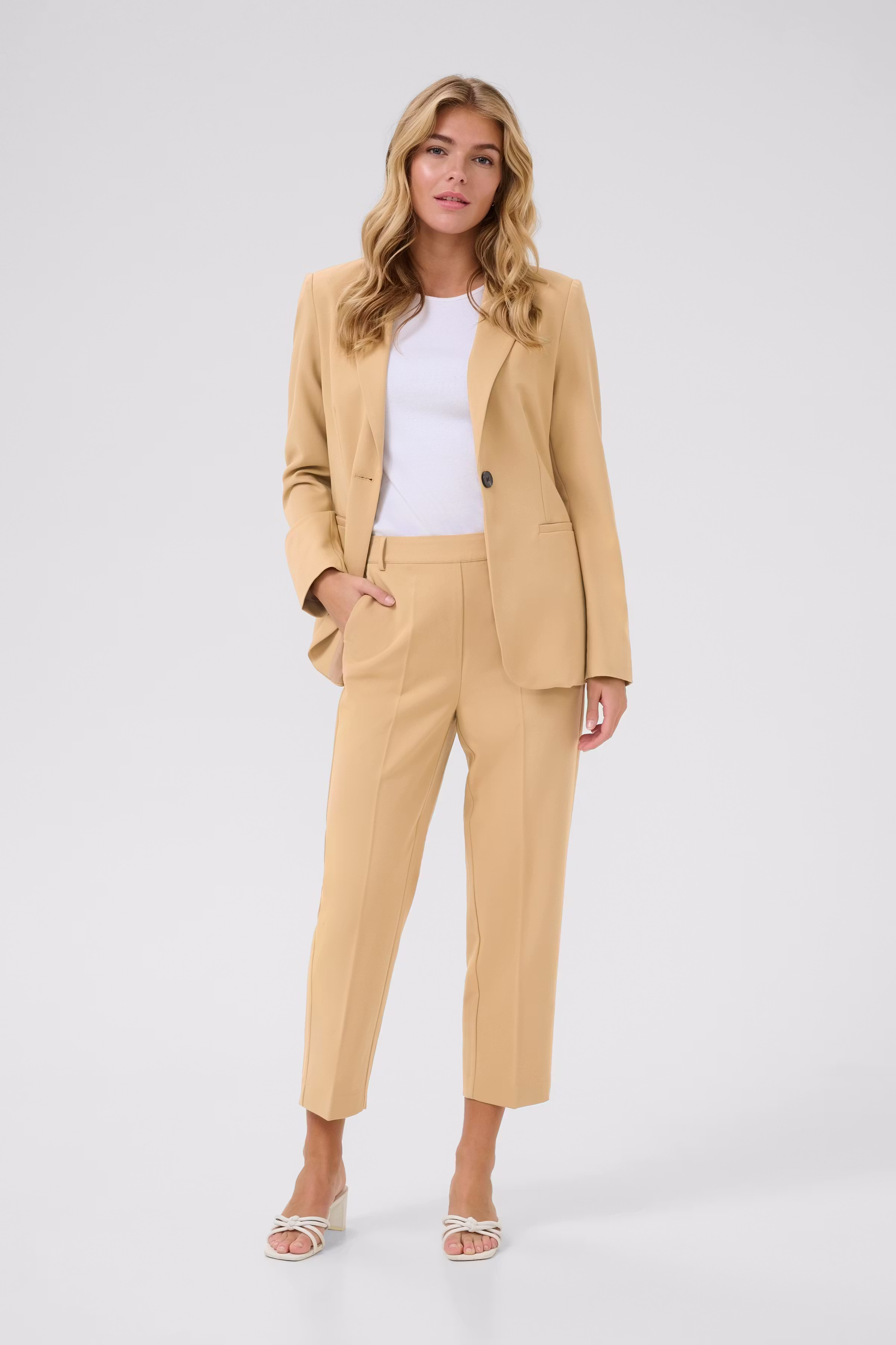 KAsakura Hose LOOKBOOK FRONT 10506127-161120