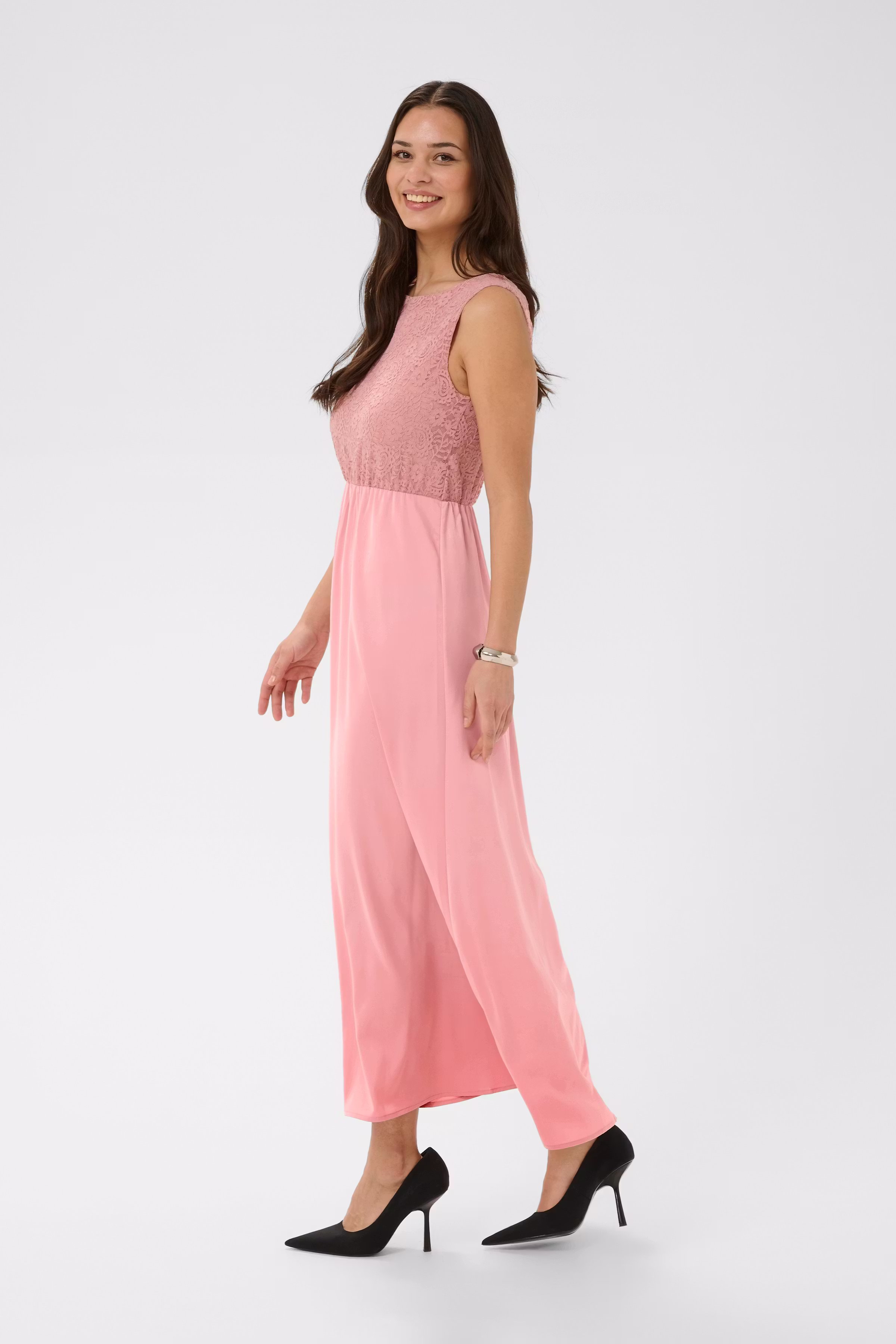 KAlouisa Dress LOOKBOOK FRONT 10512179-109900