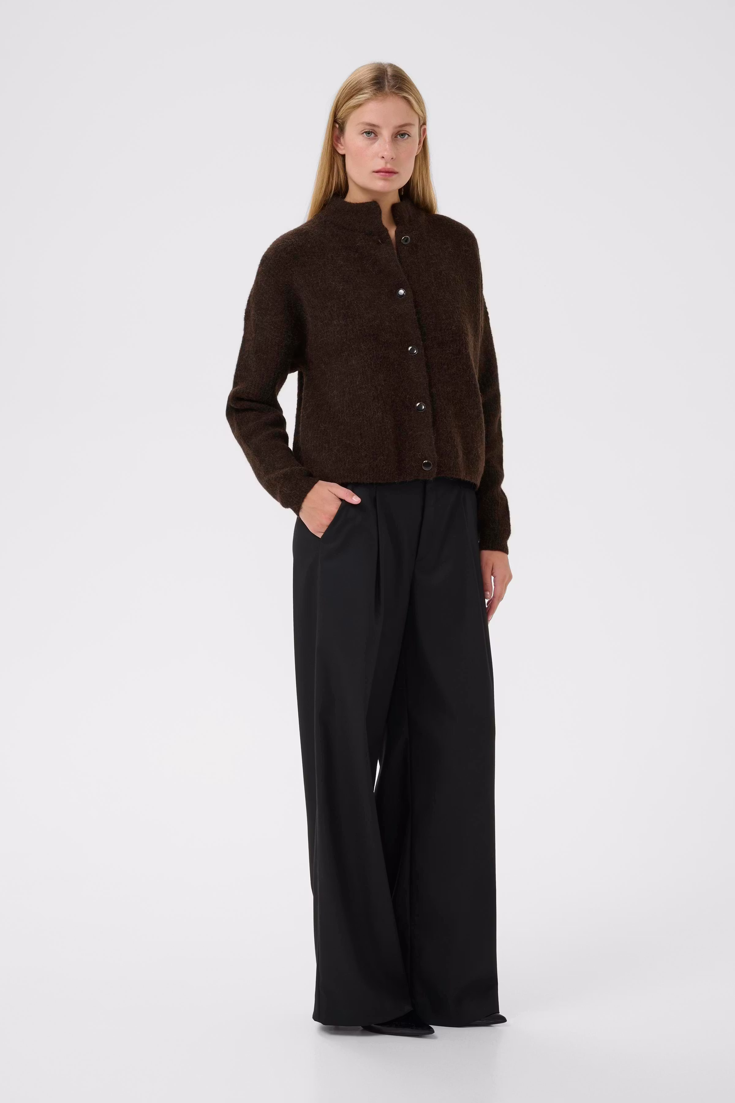 AlphaGZ Cardigan LOOKBOOK FRONT 10906463-191106