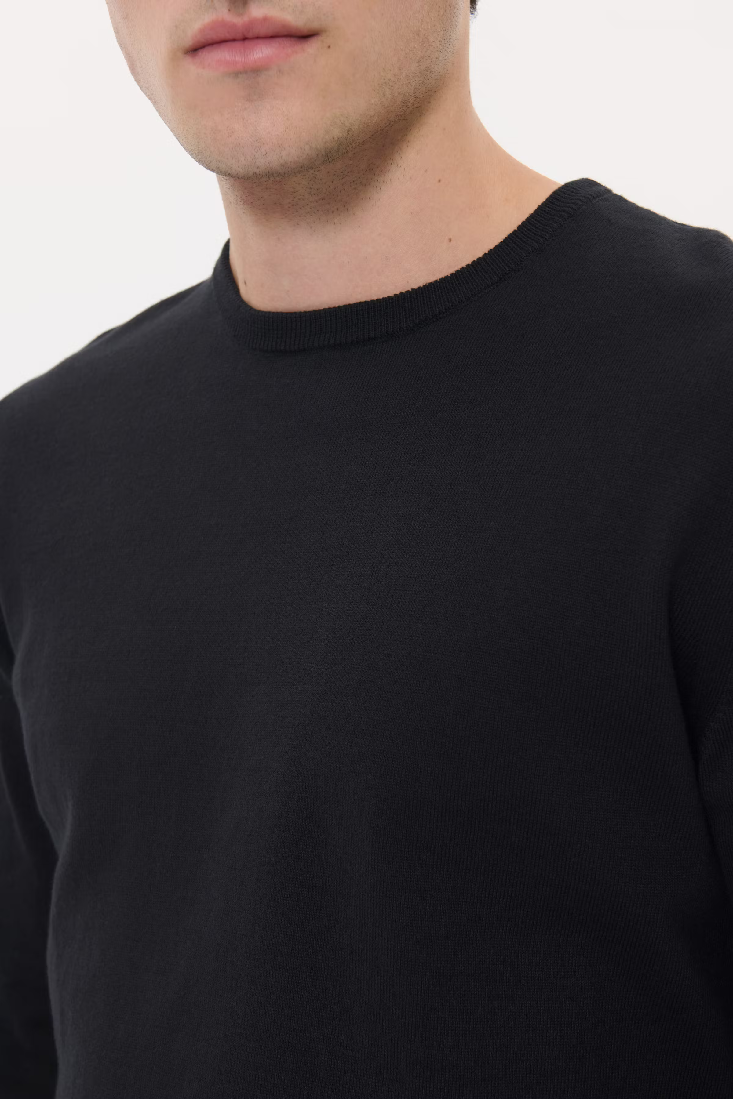 MAJones Pullover LOOKBOOK DETAIL 30206425-300275