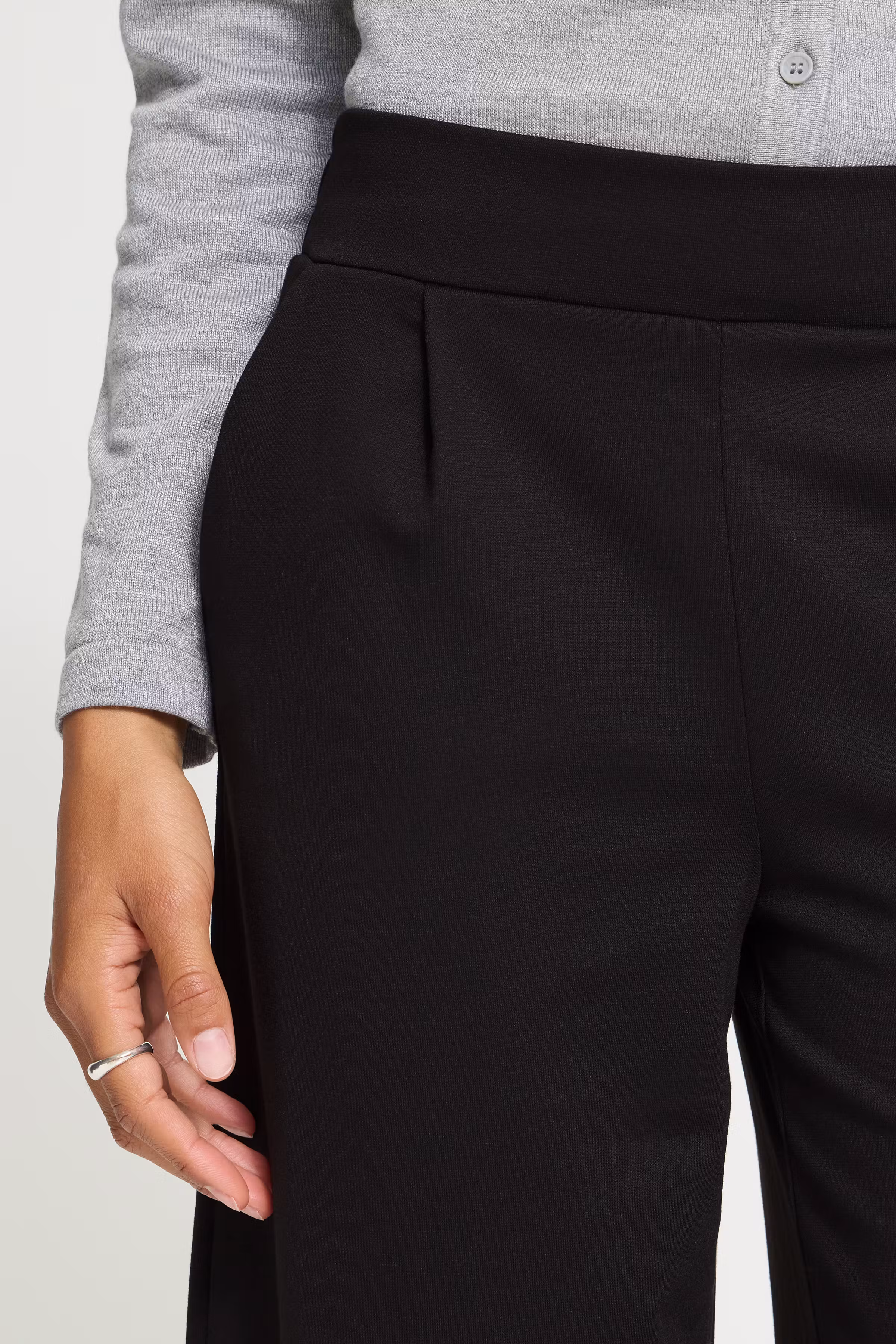 IHKATE WIDE Trousers LOOKBOOK DETAIL 20116301-194008