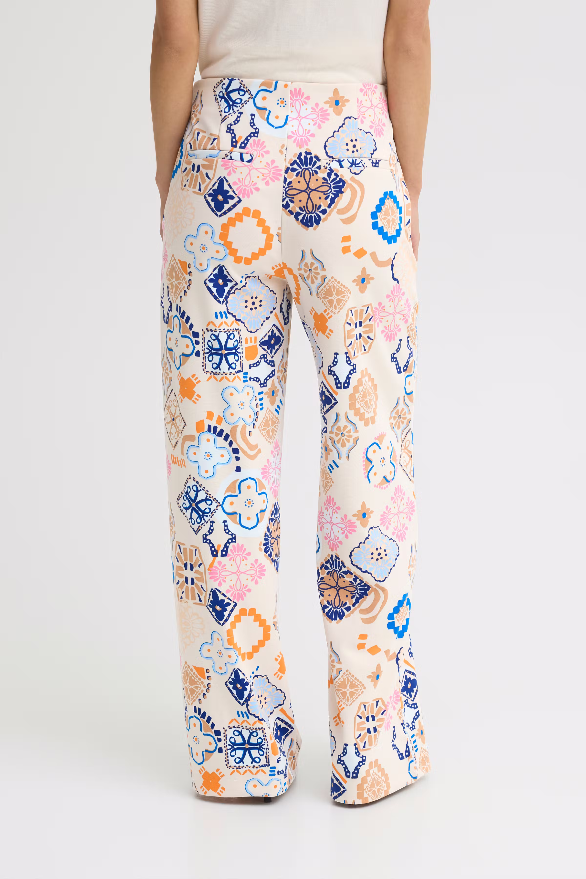 IHKATE Trousers LOOKBOOK BACK 20125626-900005486