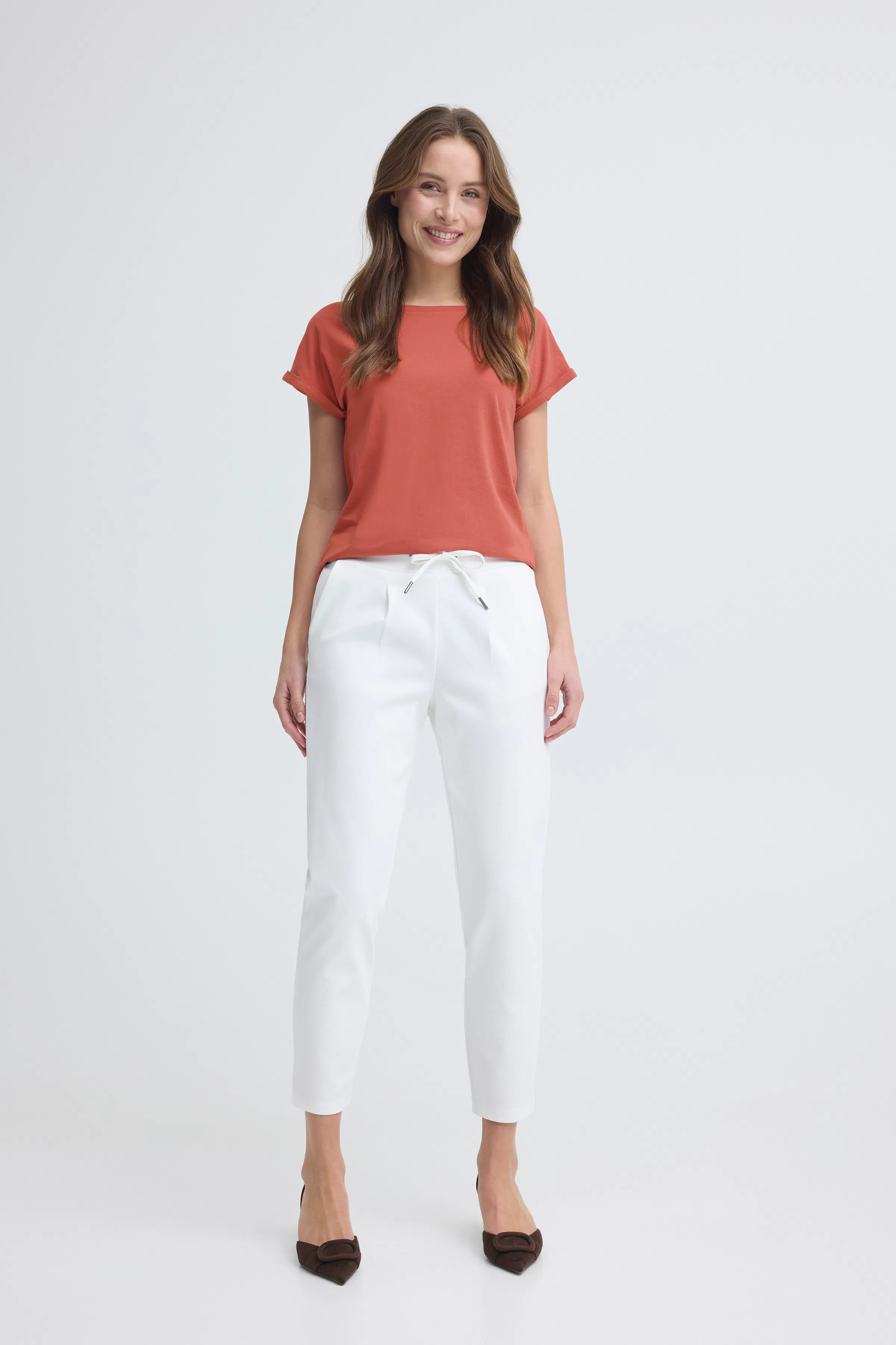 BYPamila T-shirt LOOKBOOK FRONT 20804205-181438