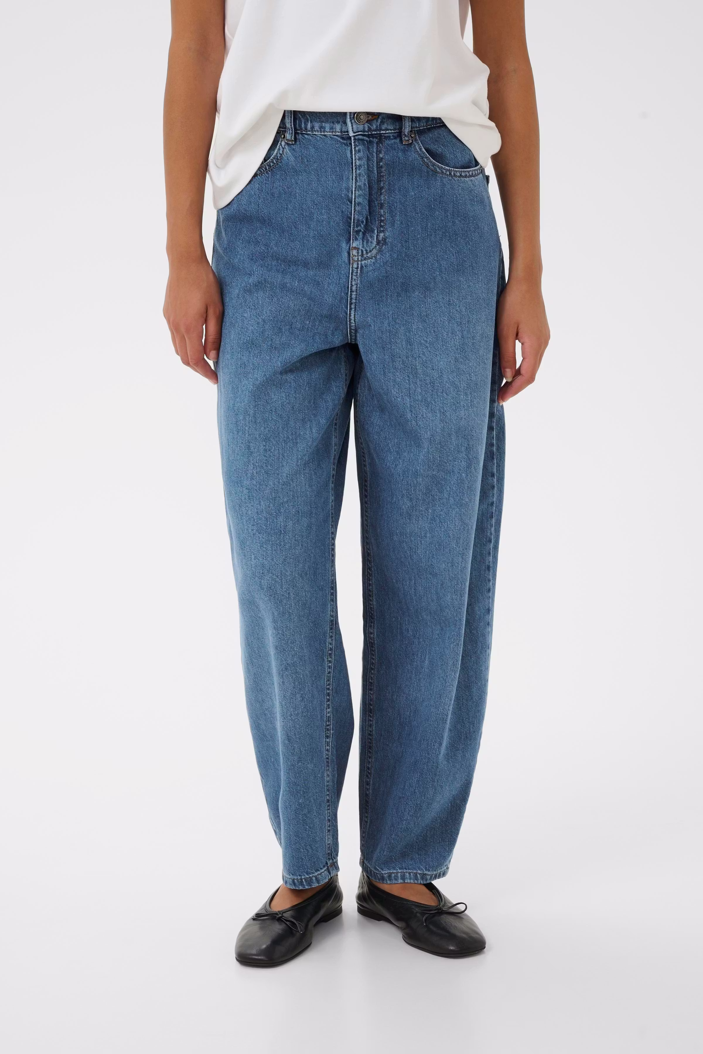 BilaIW Jeans LOOKBOOK FRONT 30110624-301979