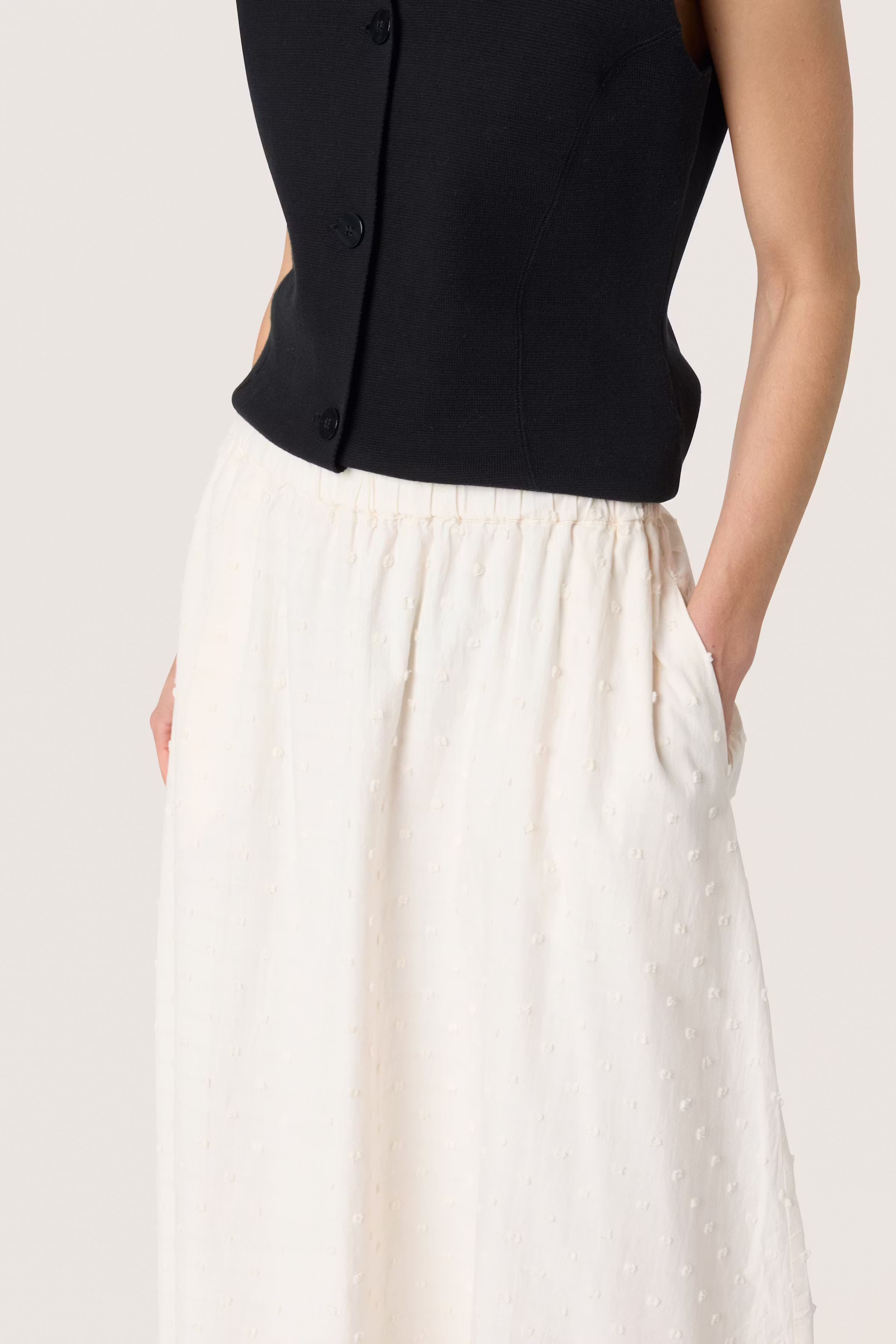 SLSunela Skirt LOOKBOOK DETAIL 30408478-111001