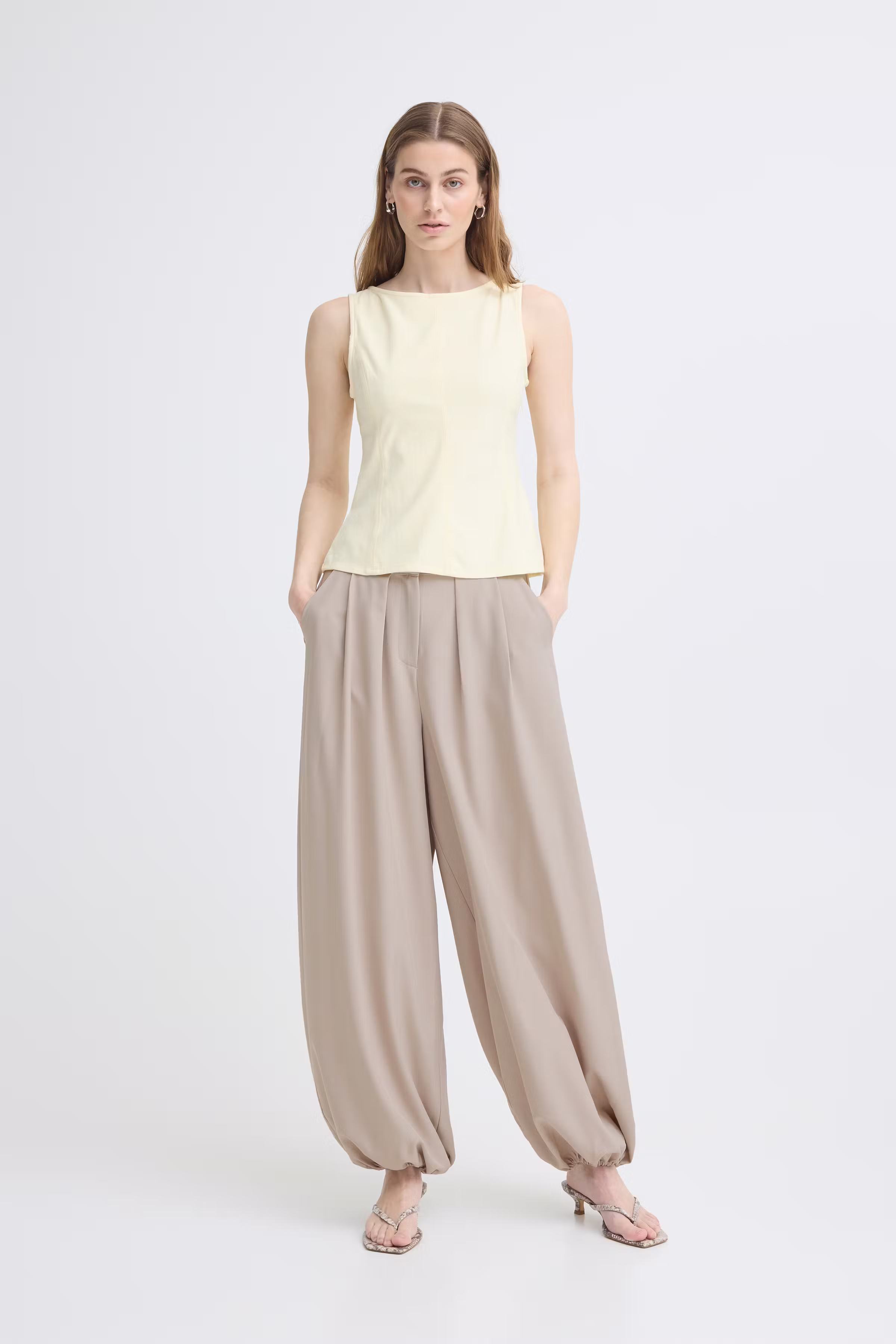 IHFAVA Bukser LOOKBOOK FRONT 20126688-1500001