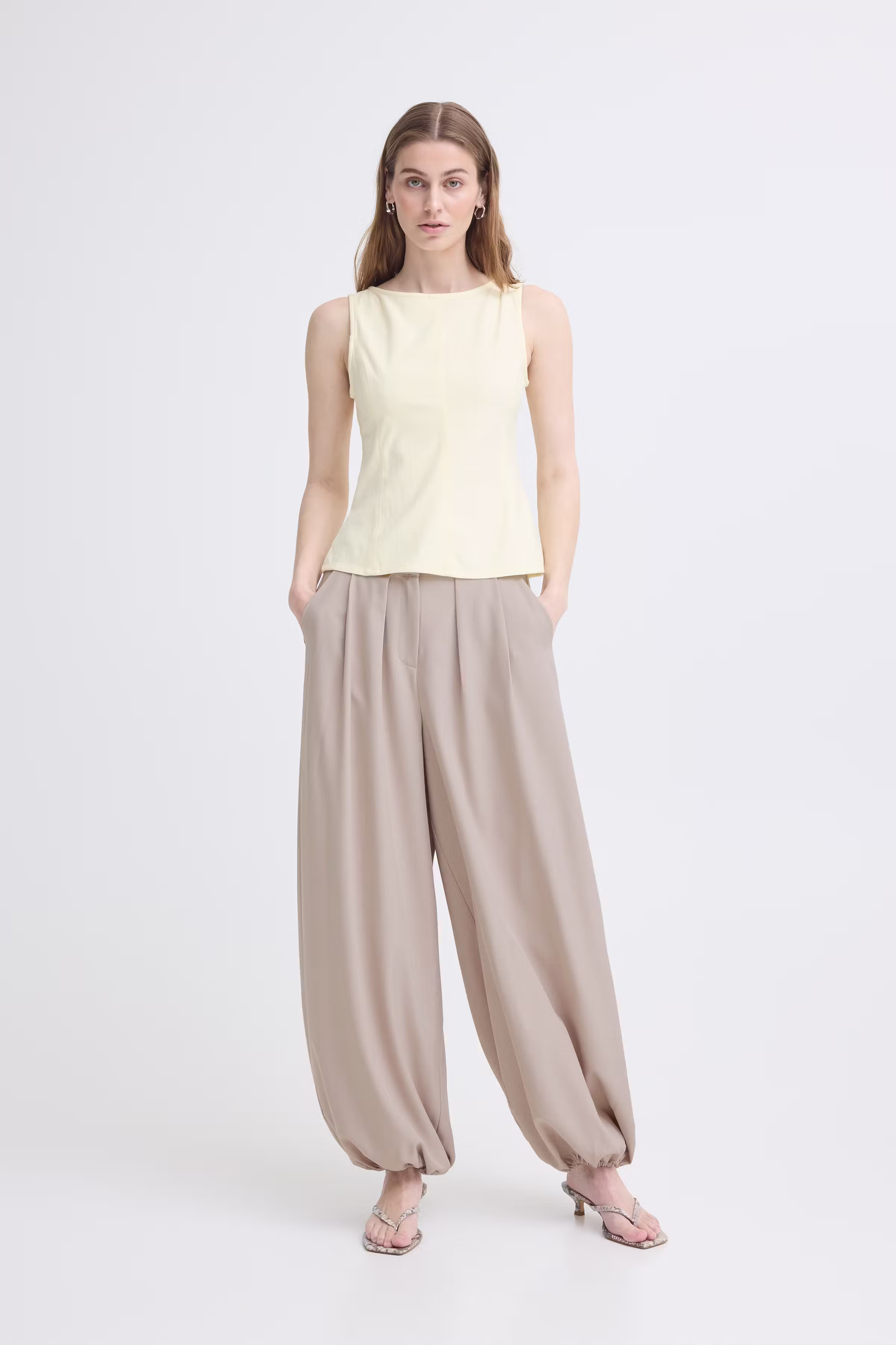 IHFAVA Bukser LOOKBOOK FRONT 20126688-1500001