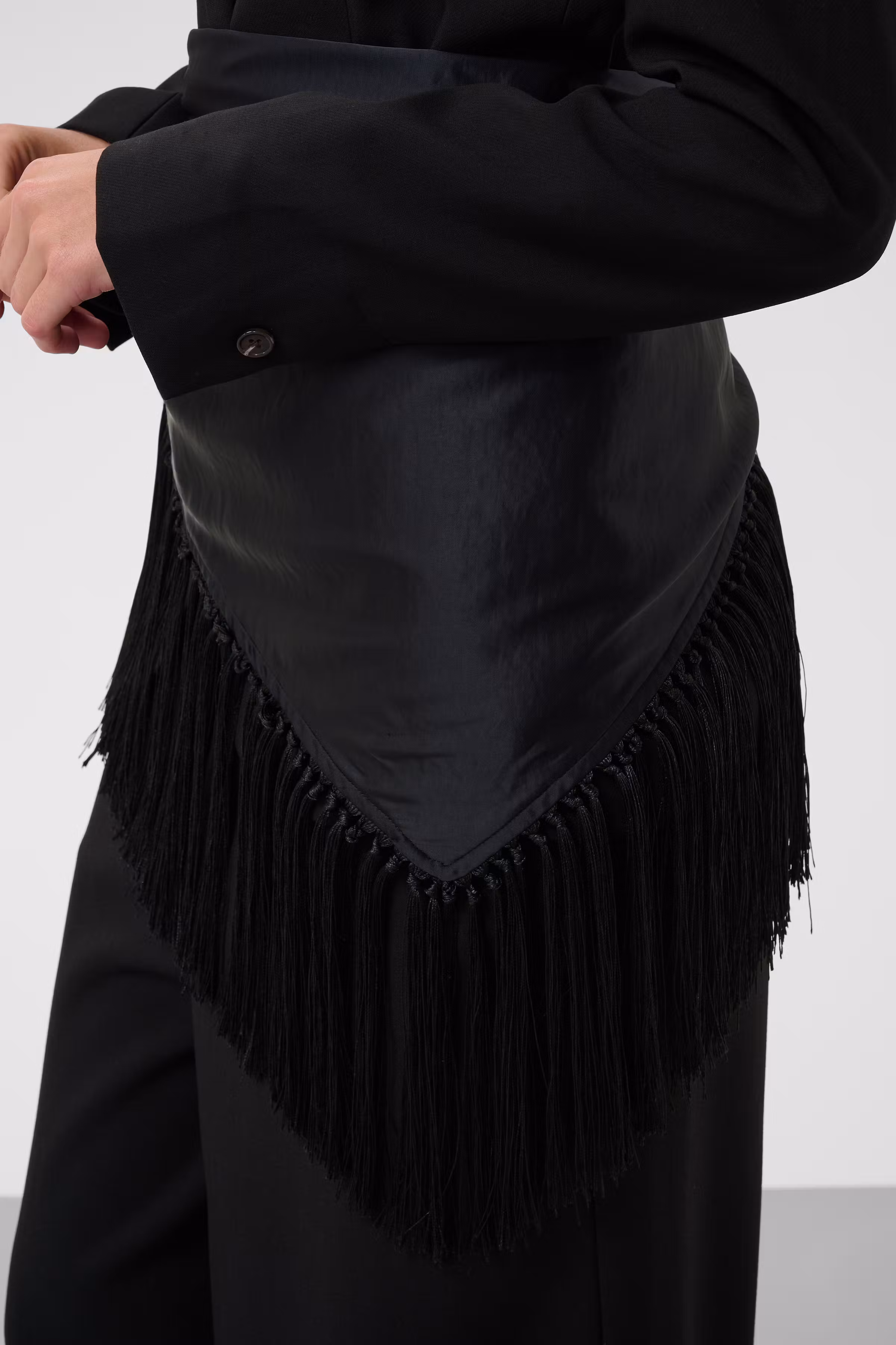 SLVerona Scarf LOOKBOOK DETAIL 30410050-194008