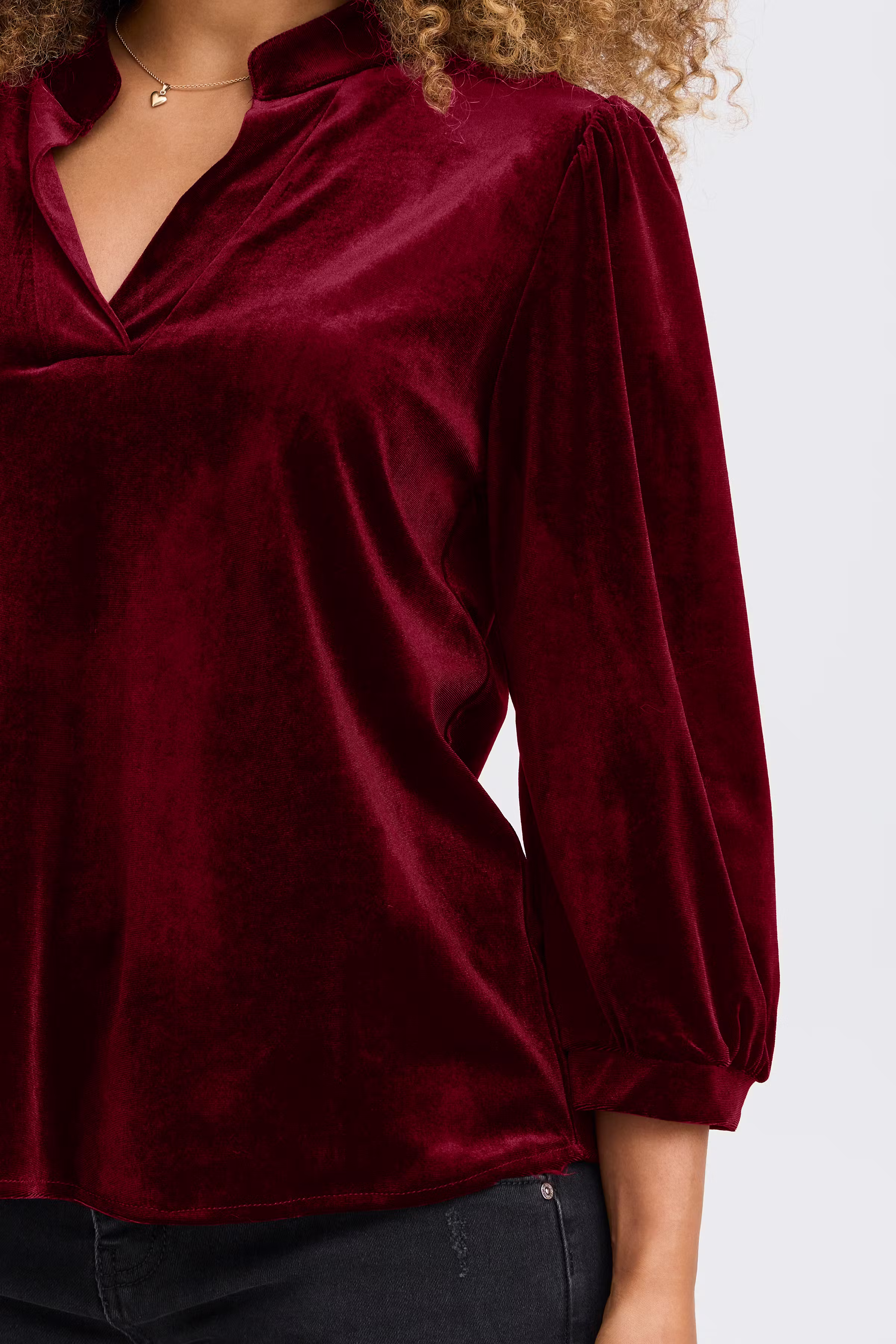 SBVELVETTA Bluse LOOKBOOK DETAIL 22100855-191535