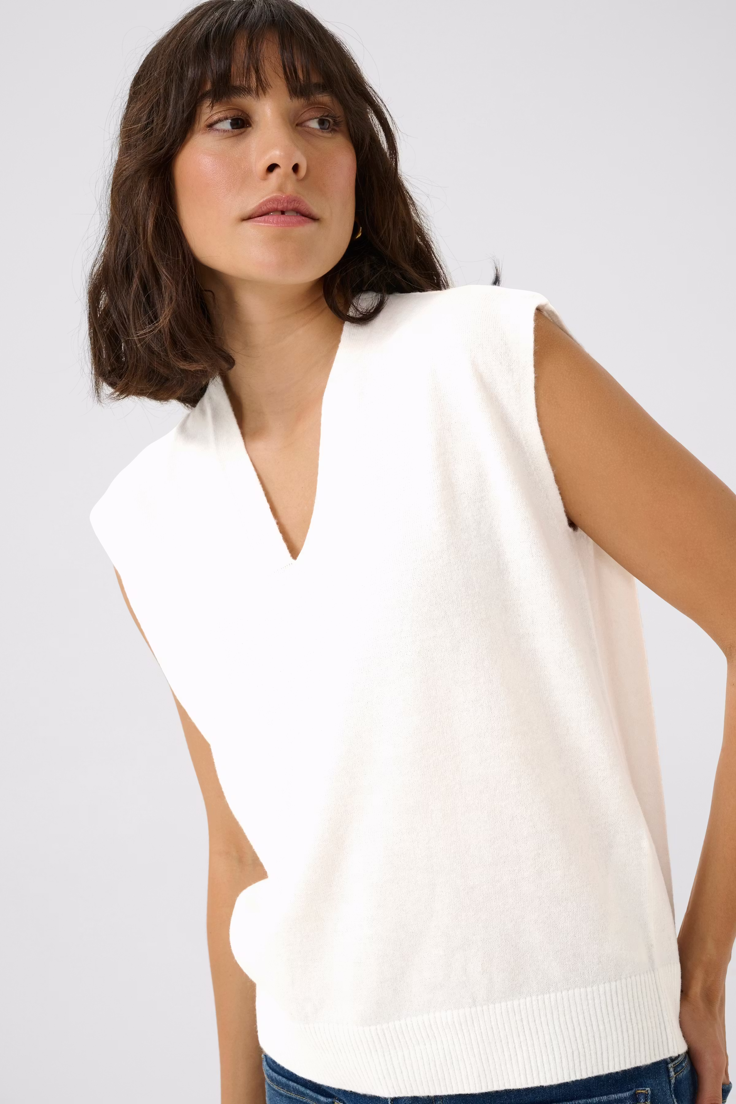 KAnova Strikket vest LOOKBOOK DETAIL 10510594-106482