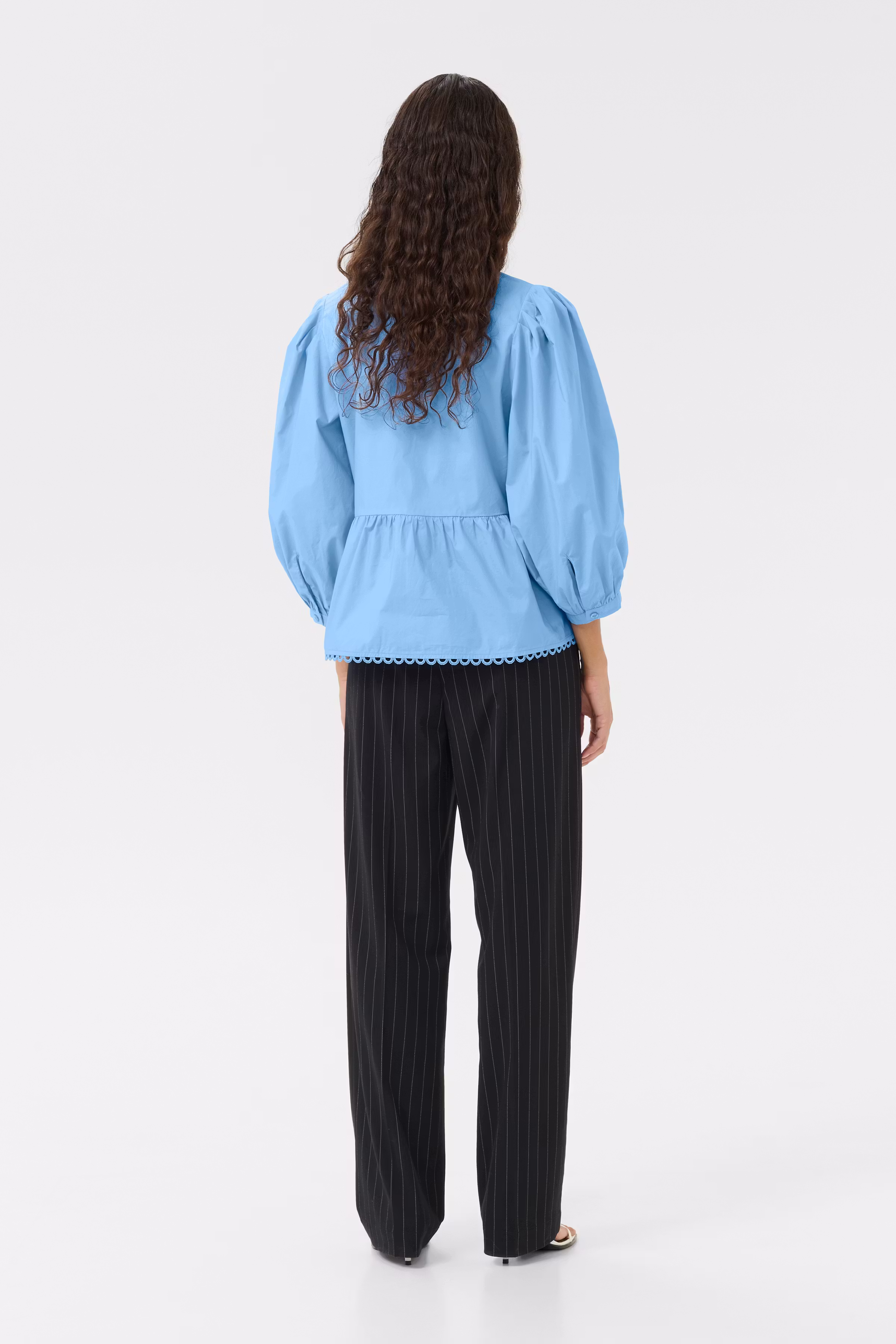 KBAnnabelle Blouse LOOKBOOK BACK 10105537-164020