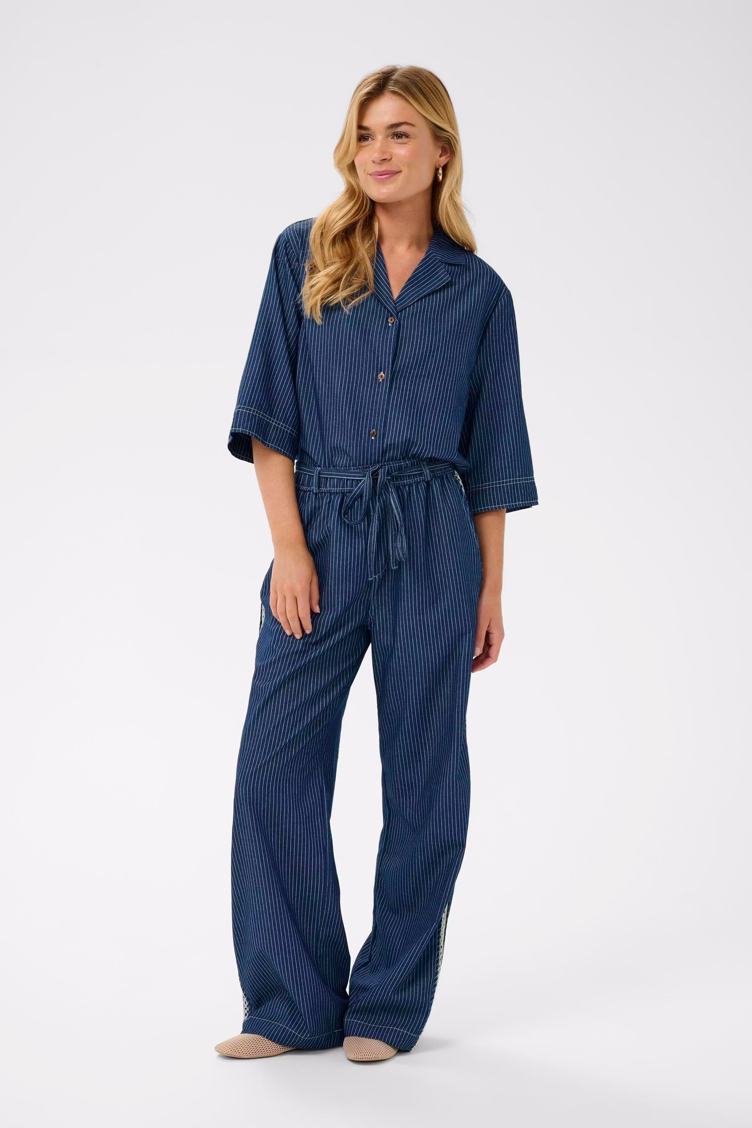 CRAgate Trousers LOOKBOOK FRONT 10614791-109134