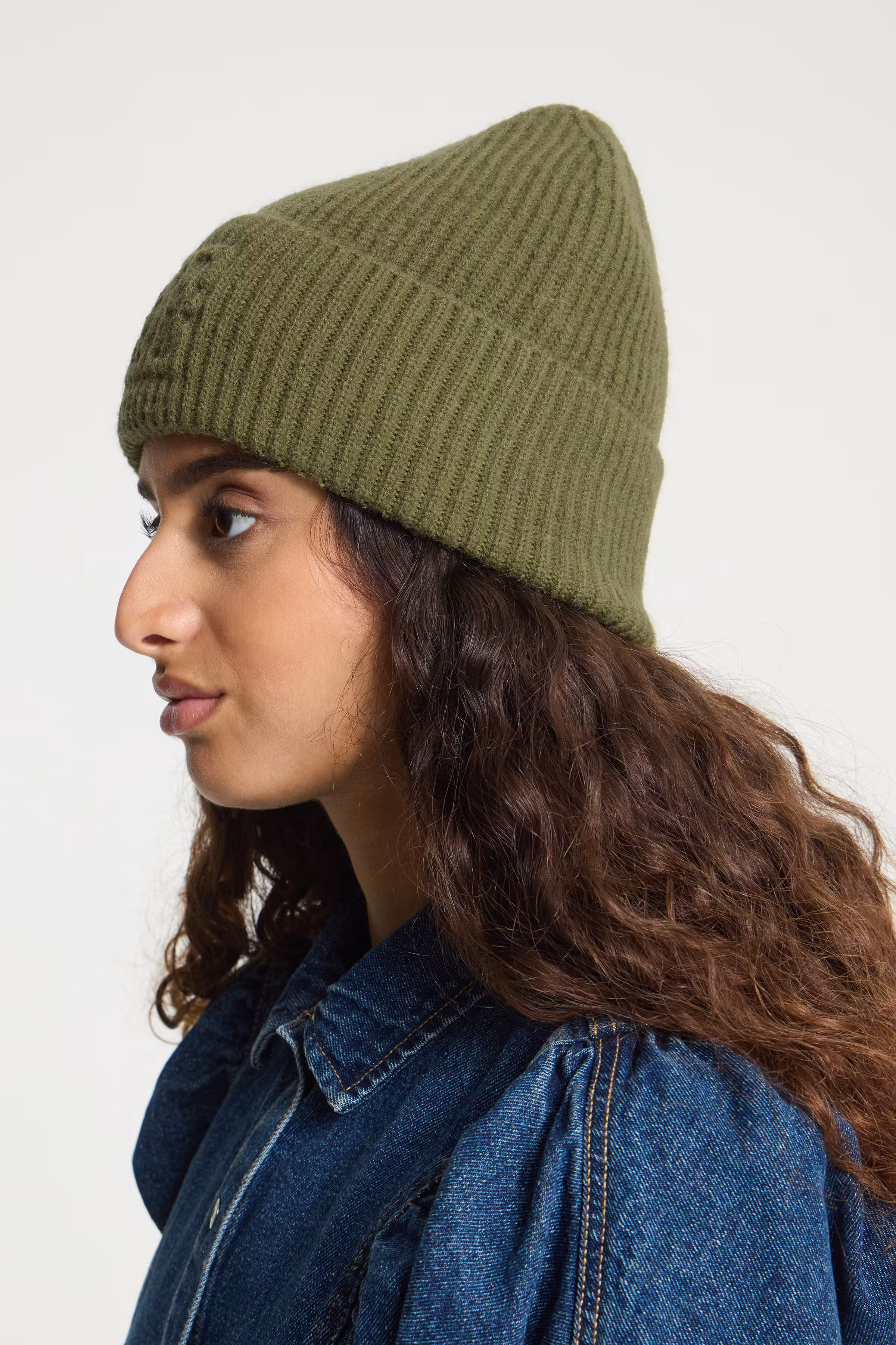 IAGAIA Hatt LOOKBOOK FRONT 20126542-180220