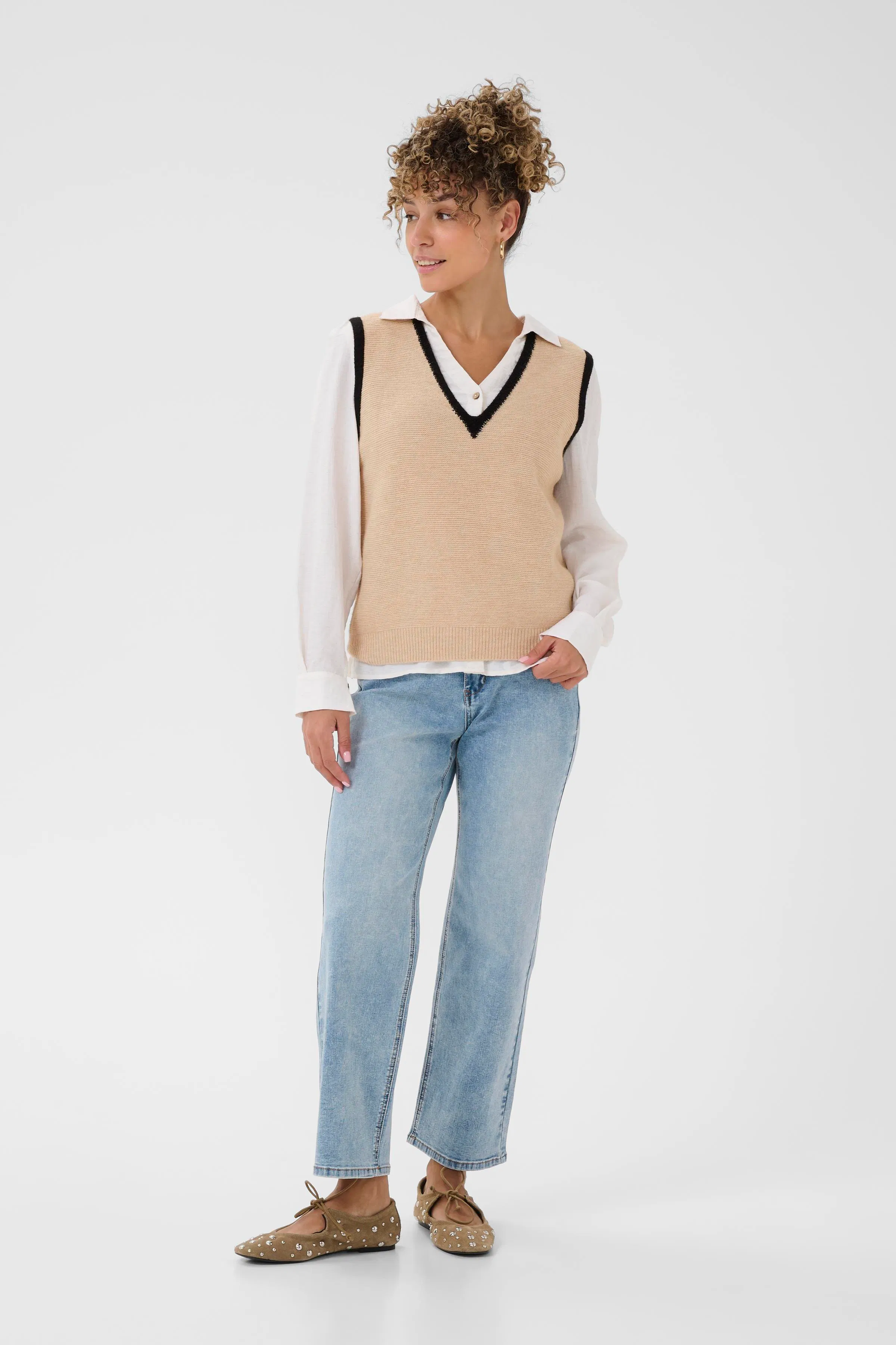 CRDaisee Strik vest LOOKBOOK FRONT 10614713-100232