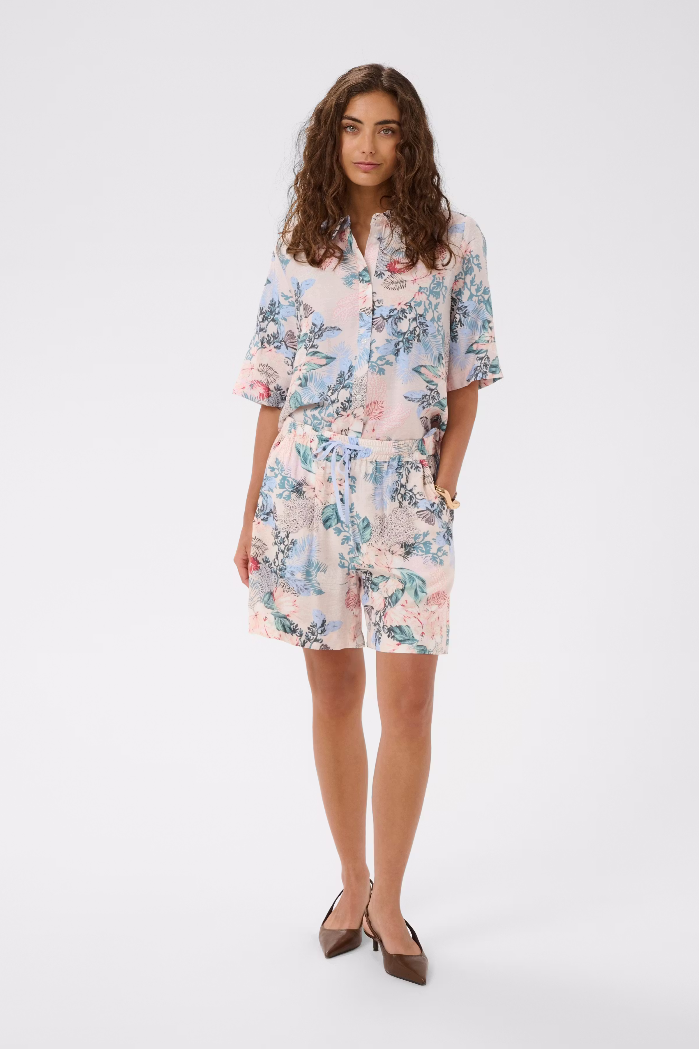 CUlotus Shorts LOOKBOOK FRONT 50113065-109402