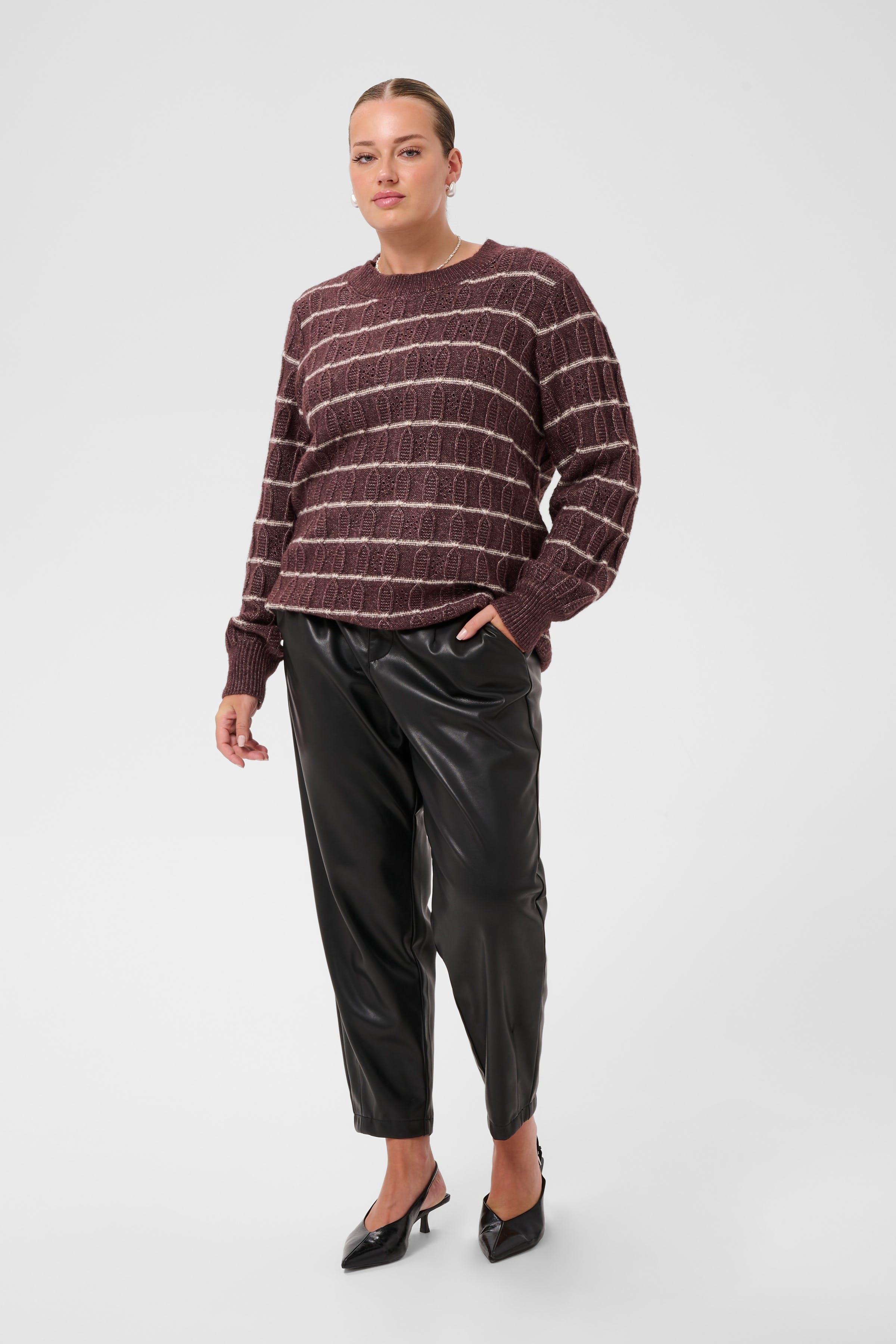 KCsigna Pullover LOOKBOOK FRONT 10584436-109996