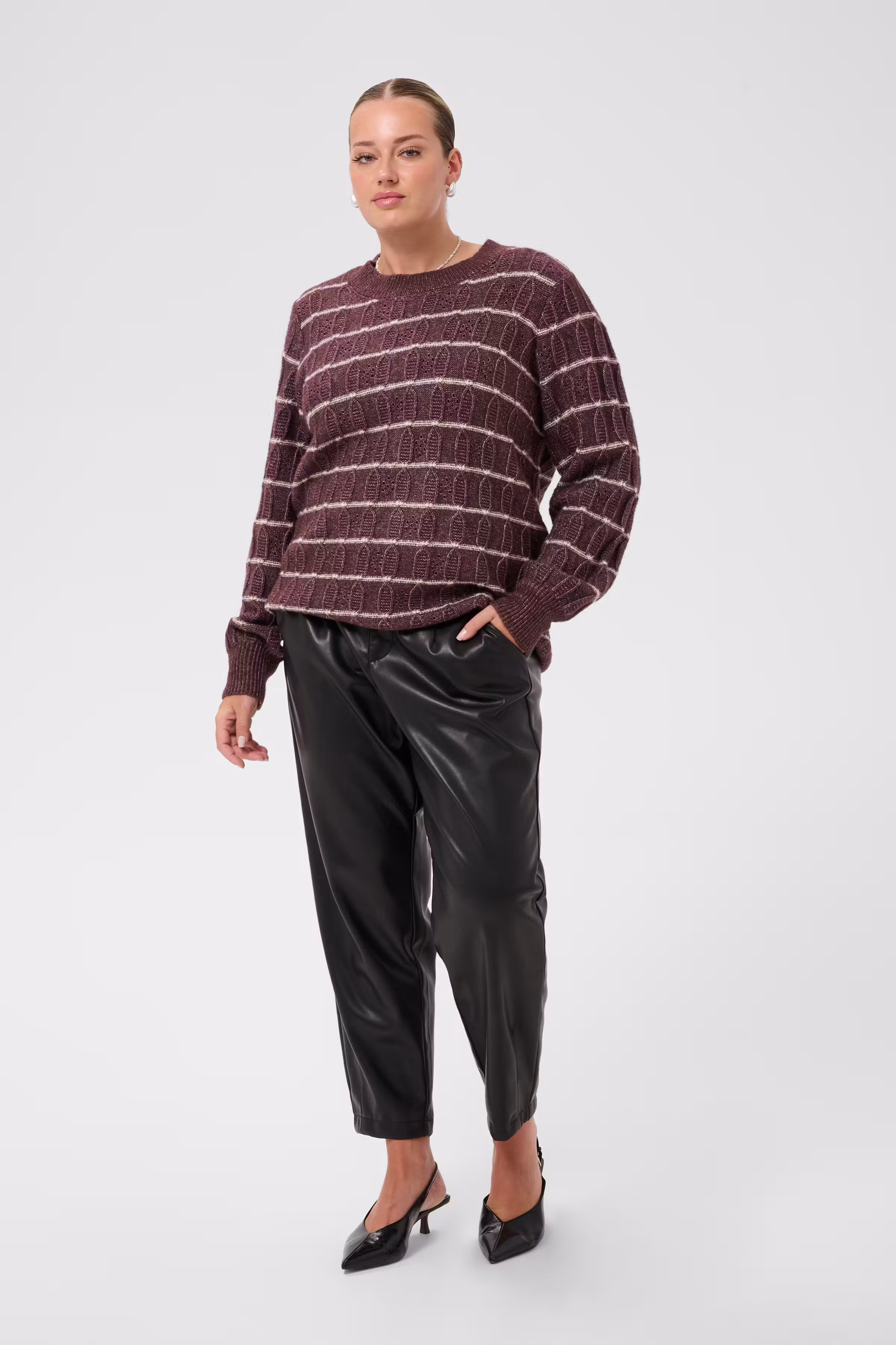 KCsigna Pullover LOOKBOOK FRONT 10584436-109996